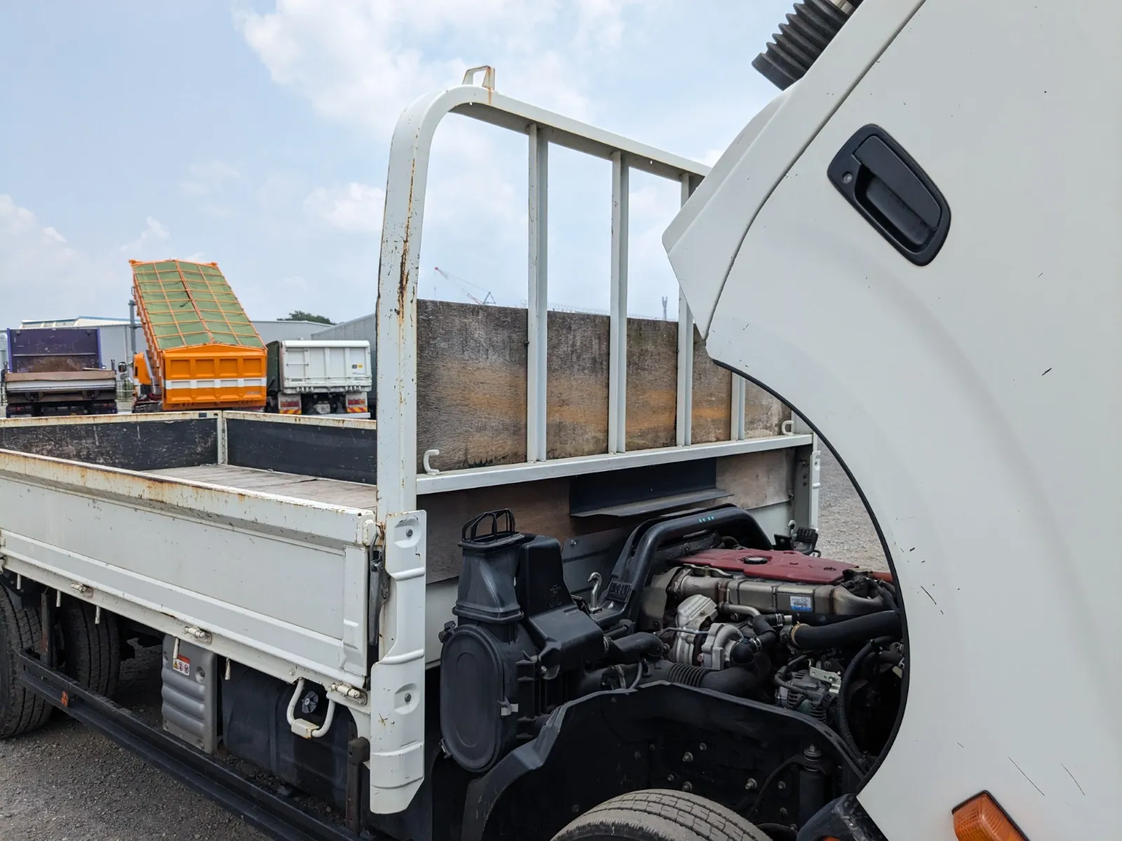 vehicle_image_20260724101926kHuazZodz6.webp