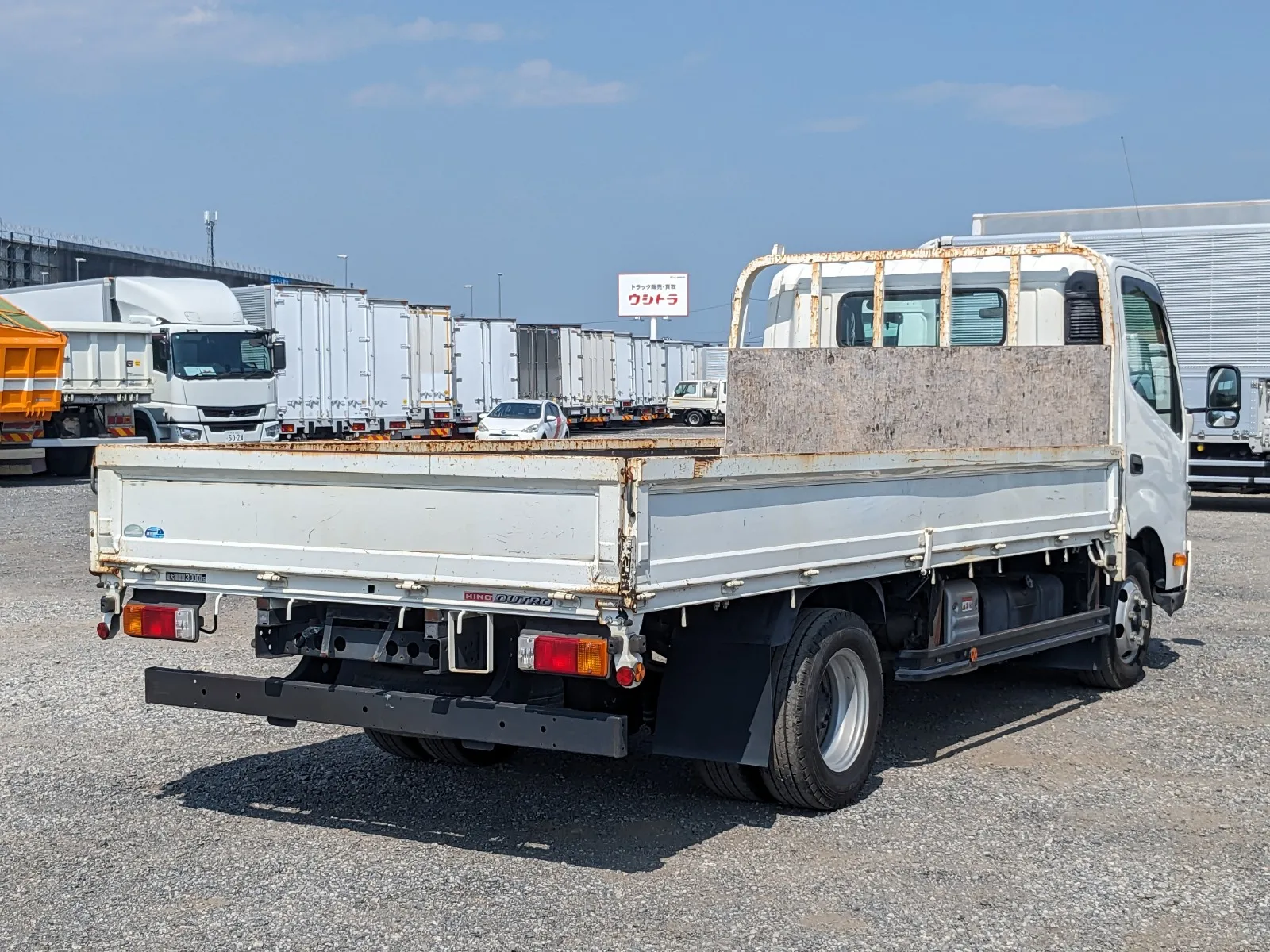 vehicle_image_20260724101259IKXHUQuJ09.webp