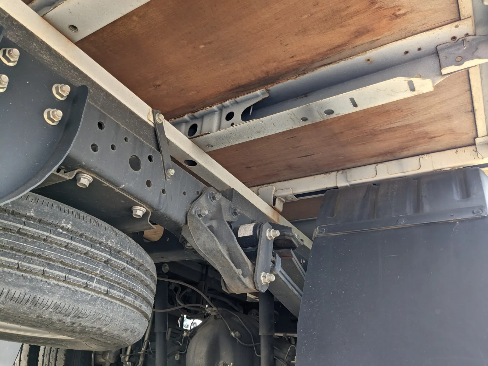 vehicle_image_20260724101306mWSpv9BAej.webp