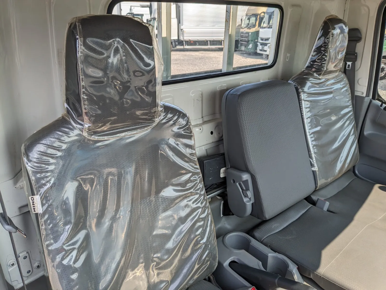 vehicle_image_20260724101308mgPcTUzRv8.webp