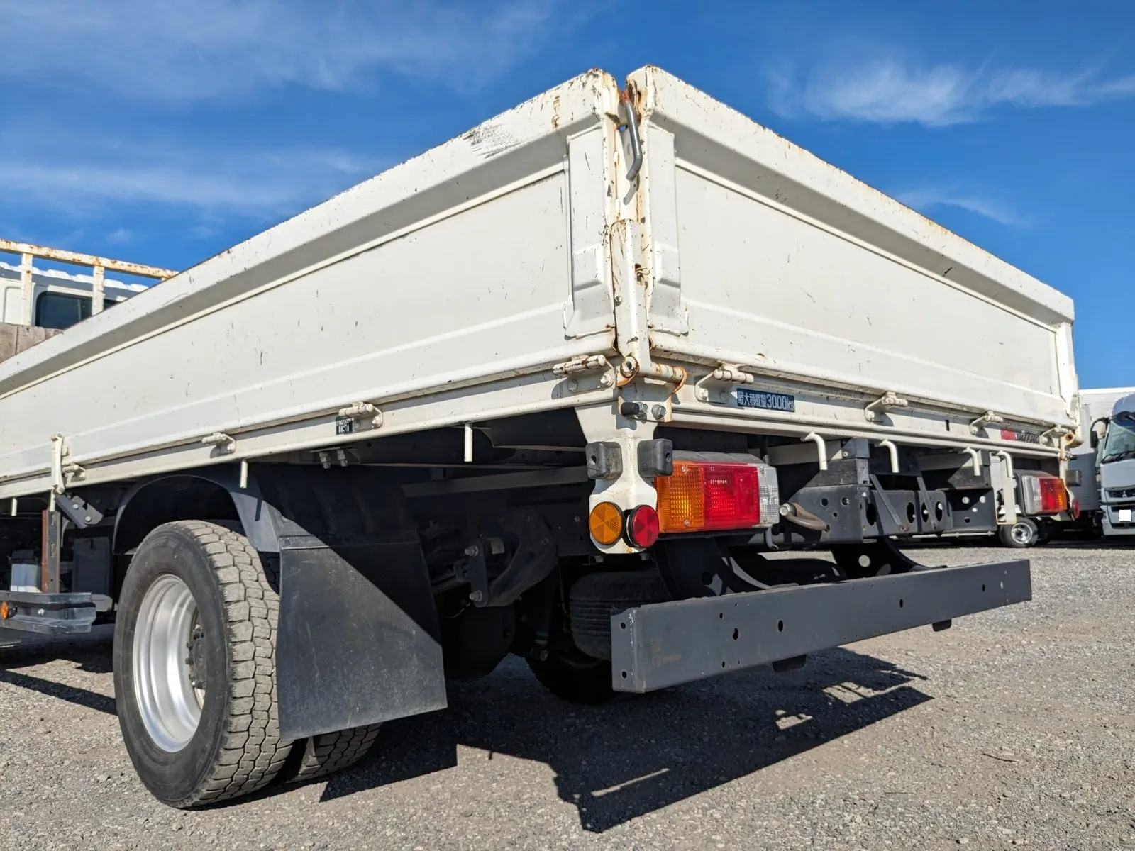 vehicle_image_202607301531080tzBVrlE0b.webp