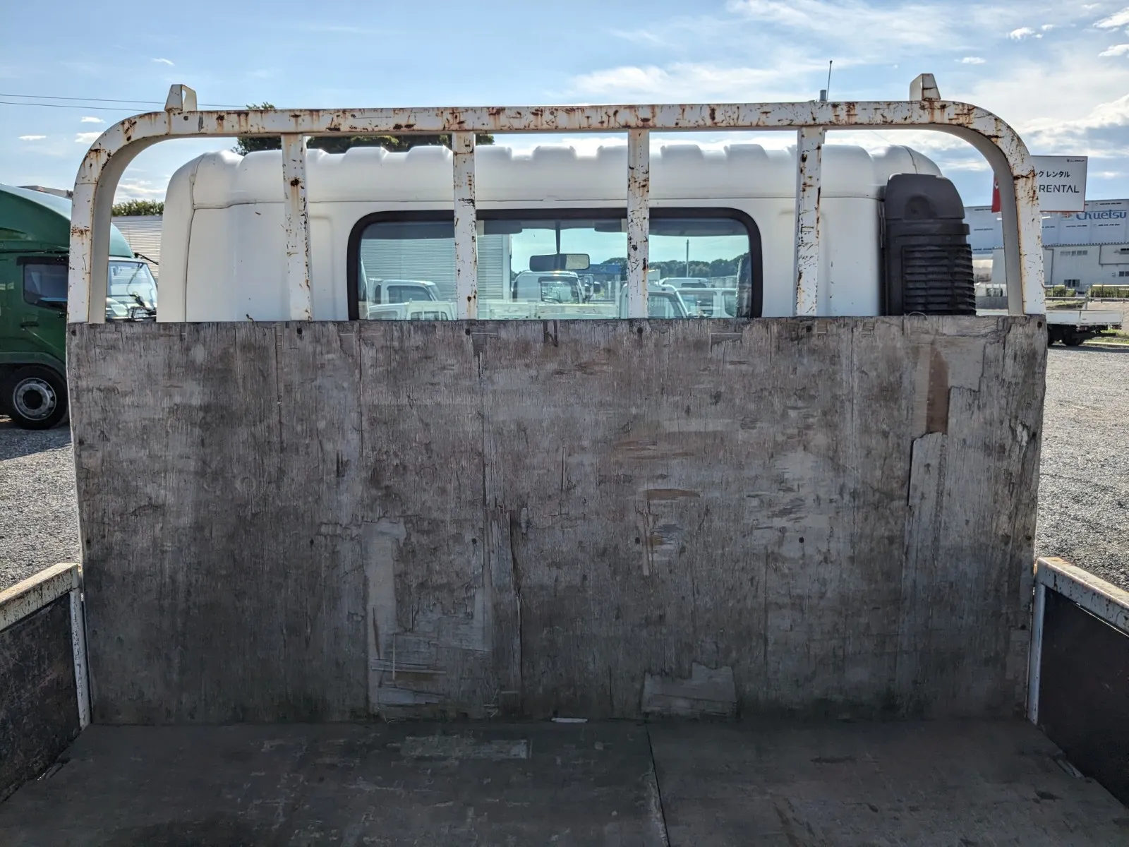 vehicle_image_20260730153110OqMizErpxw.webp
