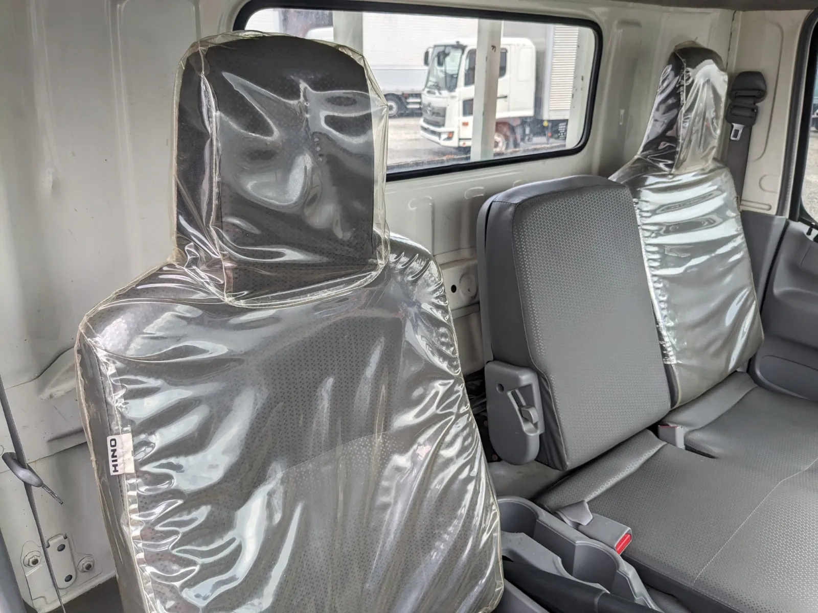 vehicle_image_20260723102744ACw3Y8PFE0.webp