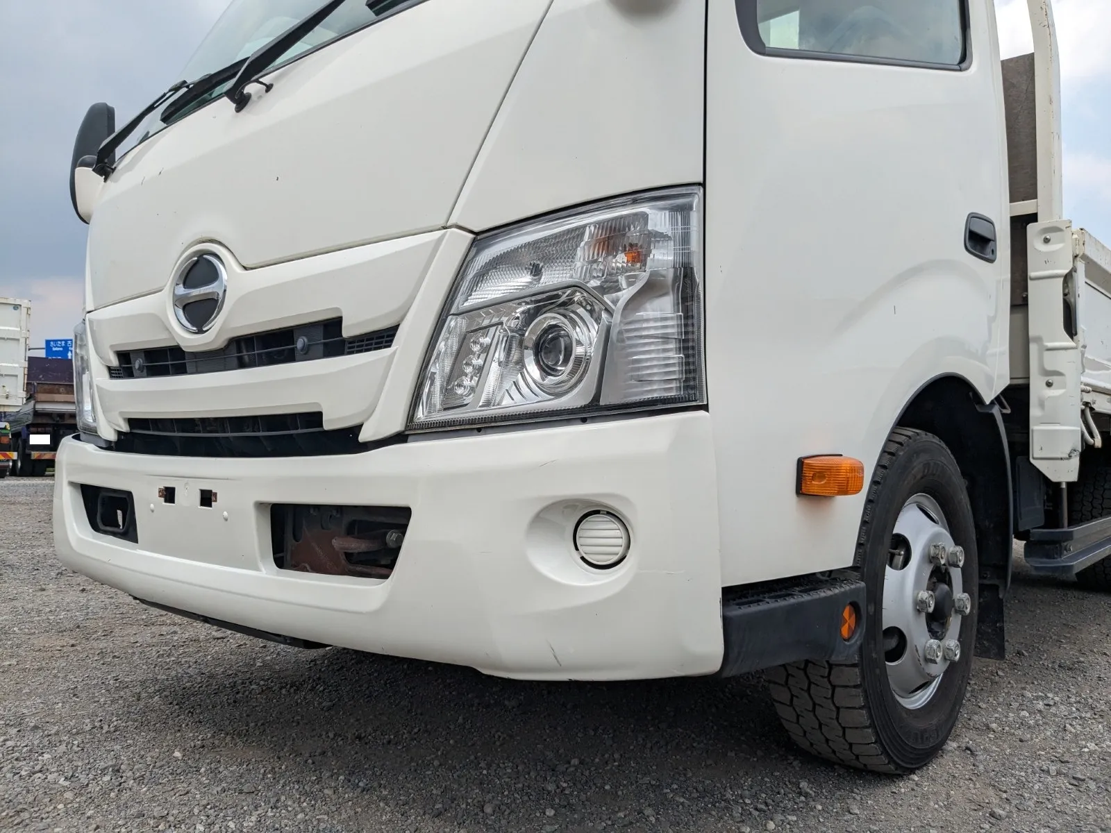 vehicle_image_20260724104358odKwG0F3zs.webp