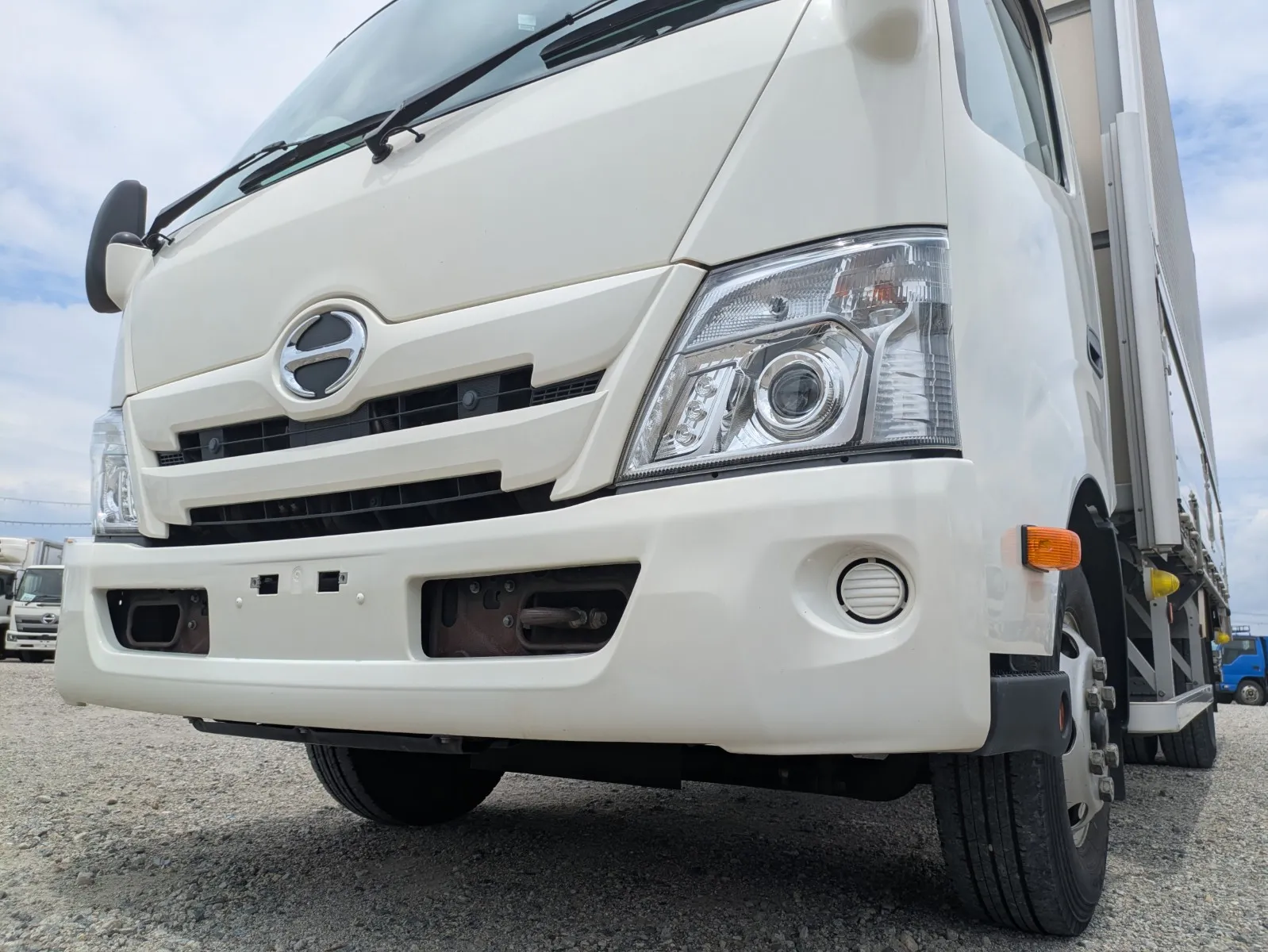 vehicle_image_202606161546020cba5Hexng.webp