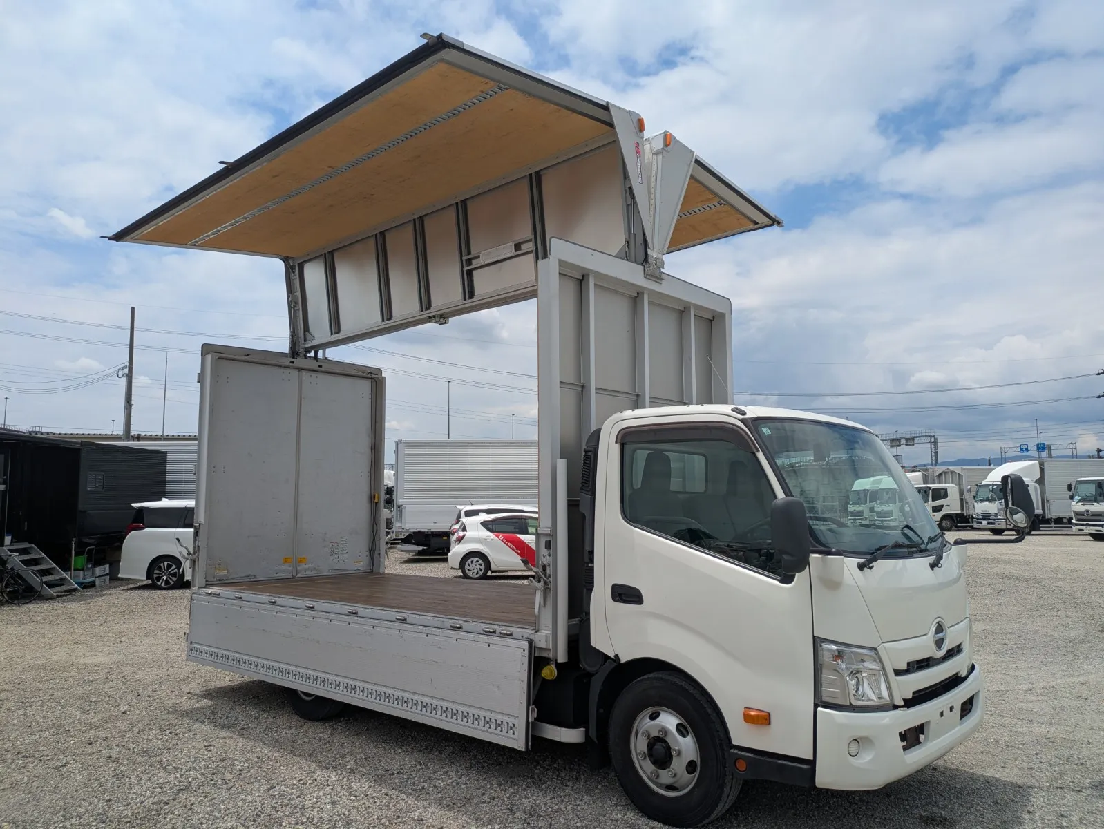 vehicle_image_20260616154602rH8Psg75i0.webp