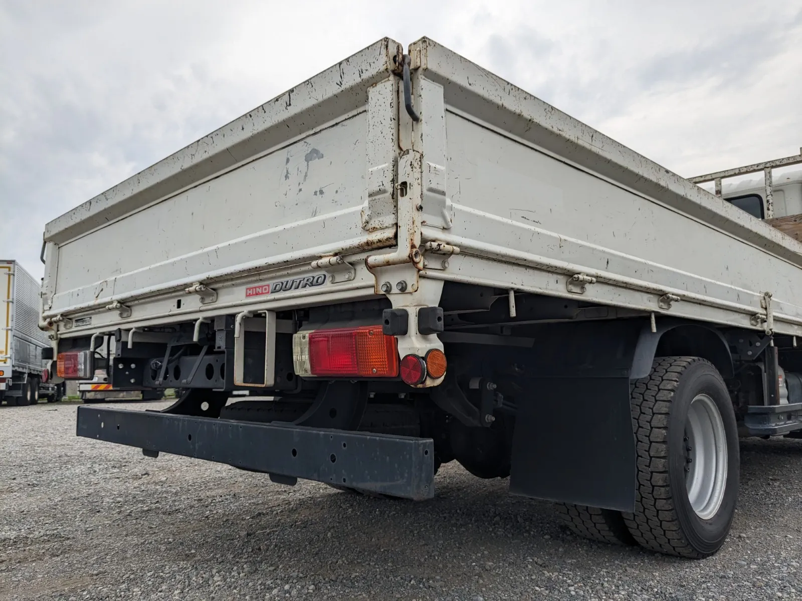 vehicle_image_202607231120308etDkeDsTd.webp