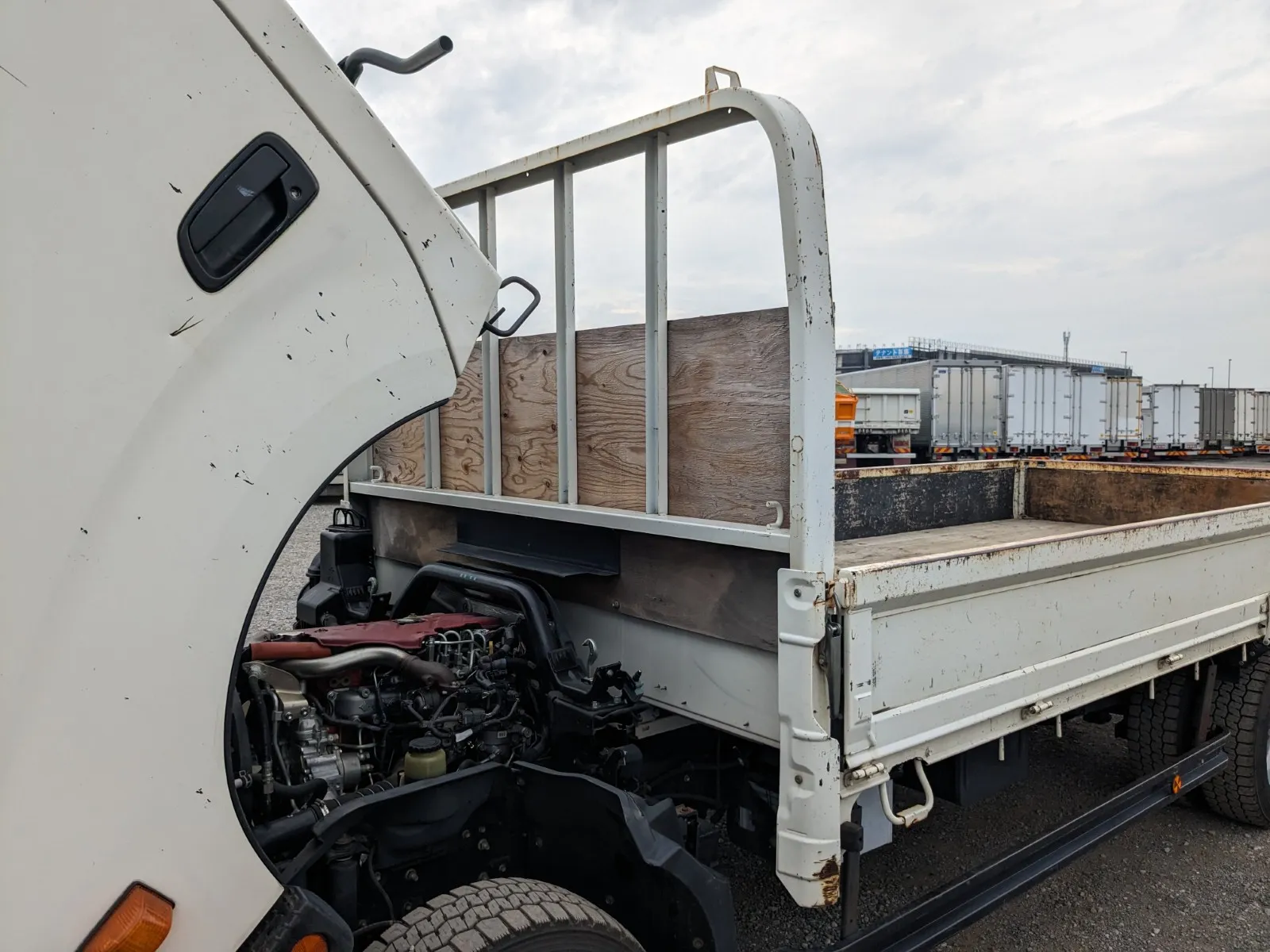 vehicle_image_20260723112040oC9LNrC8Nu.webp