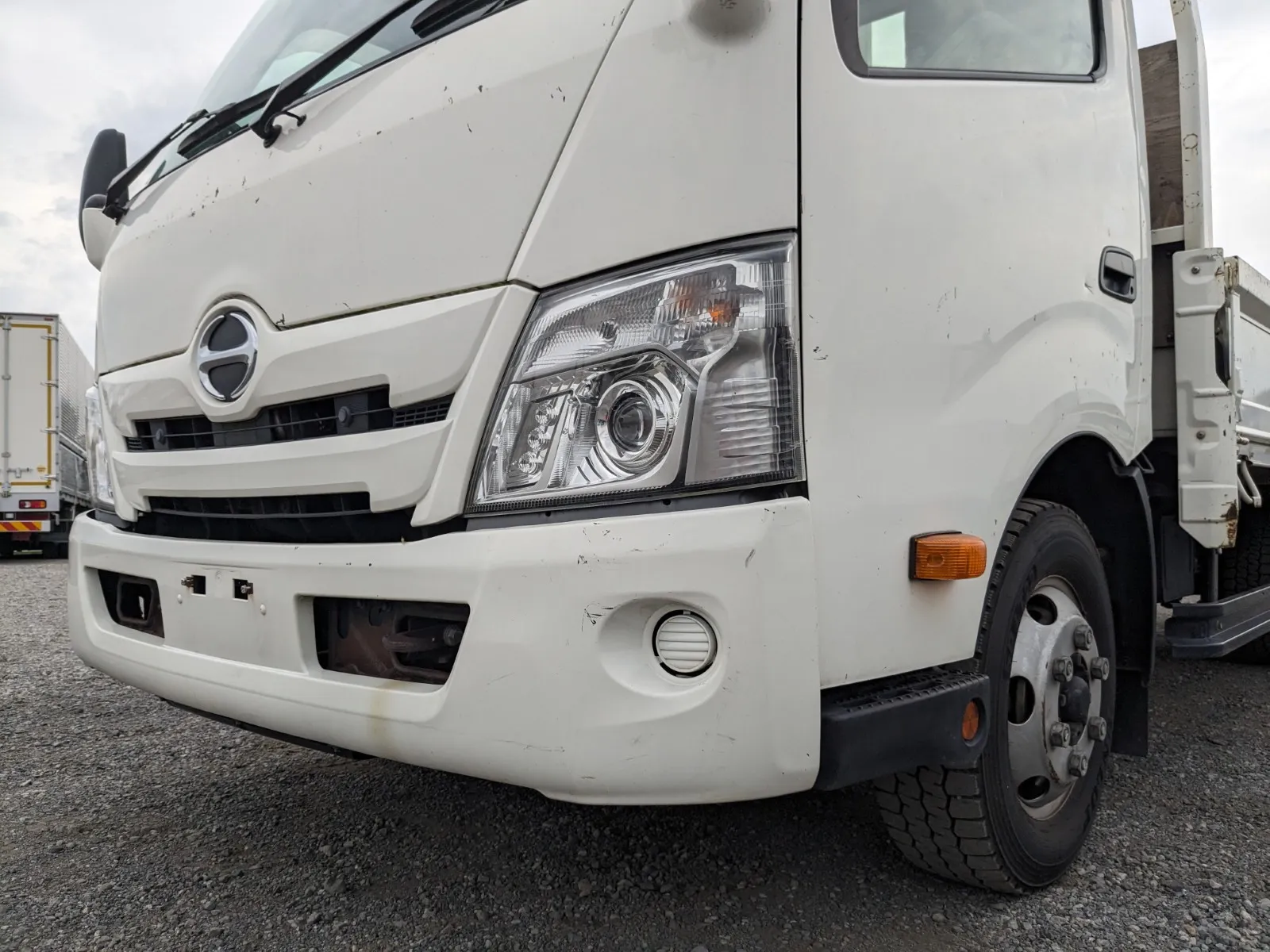 vehicle_image_20260723112042YFRlb6V384.webp