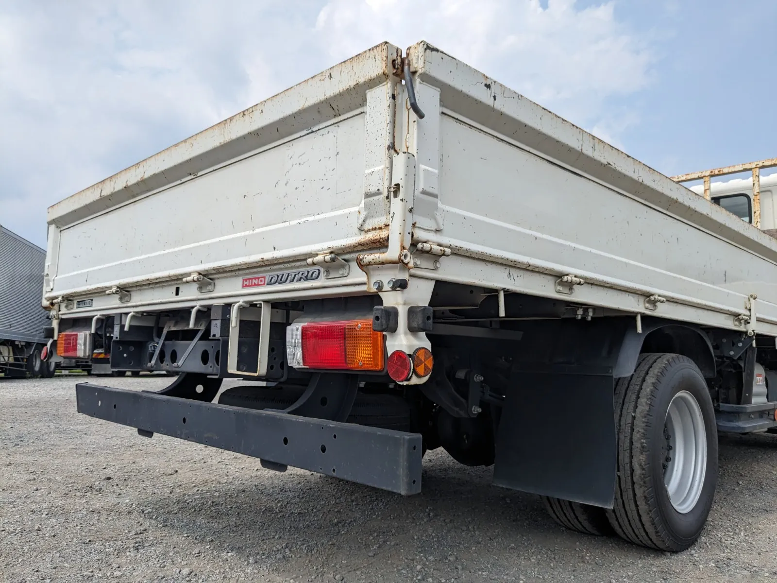 vehicle_image_20260723103802UrafOXyp5Q.webp