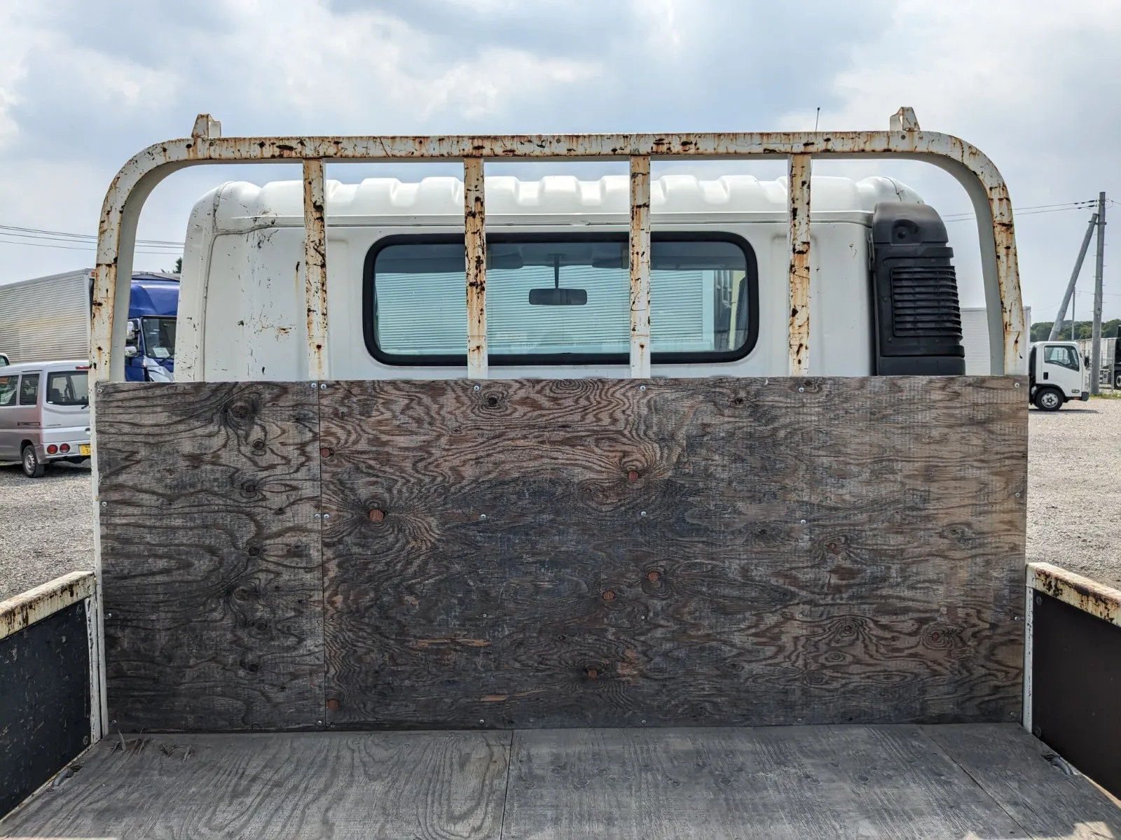 vehicle_image_20260723103805bvwDM5T09y.webp