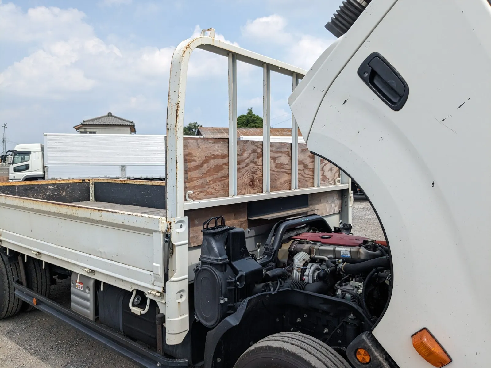 vehicle_image_202607231038136Ky9mAtJRu.webp