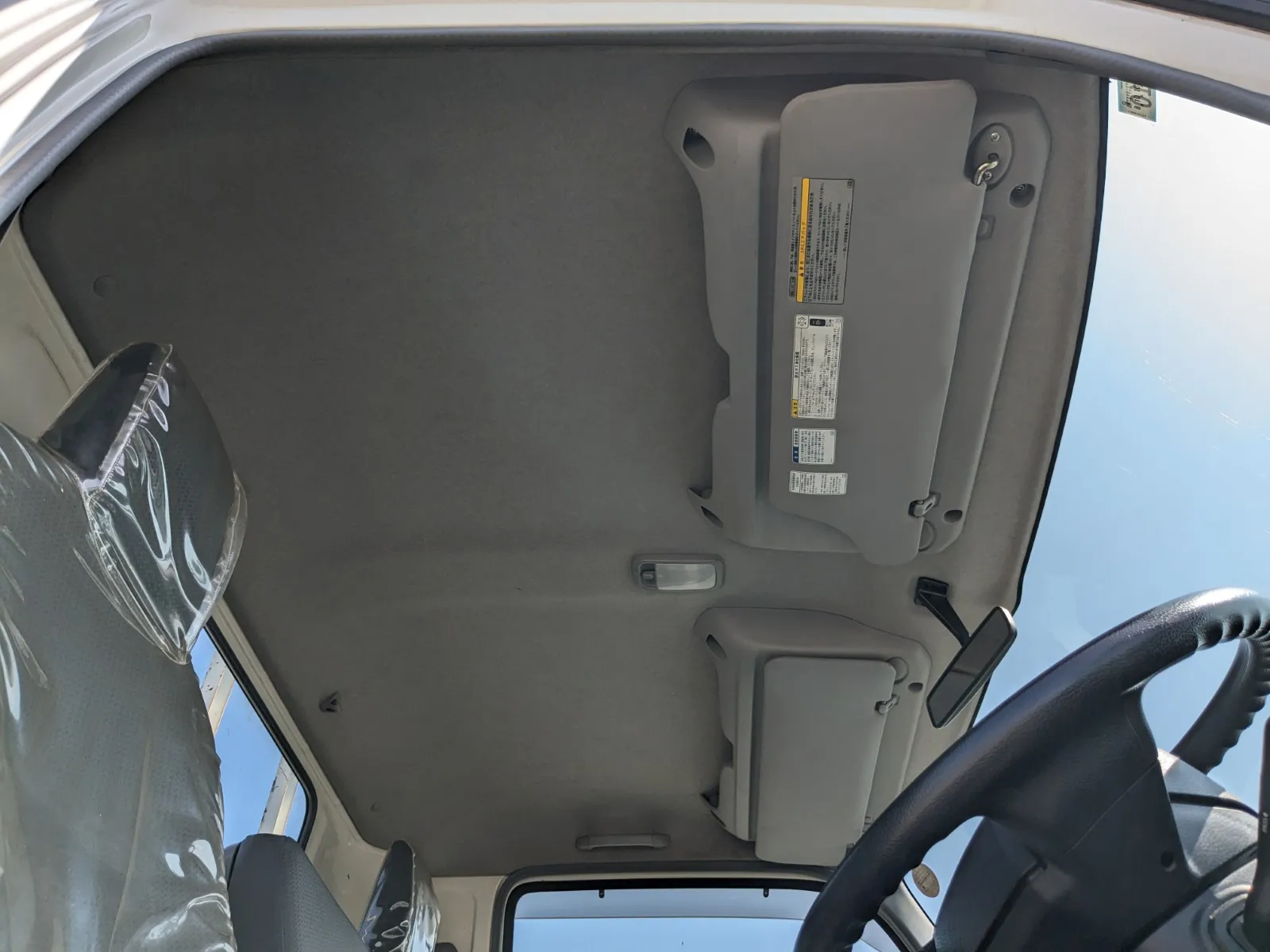 vehicle_image_20260724110845HggTXkYxBp.webp