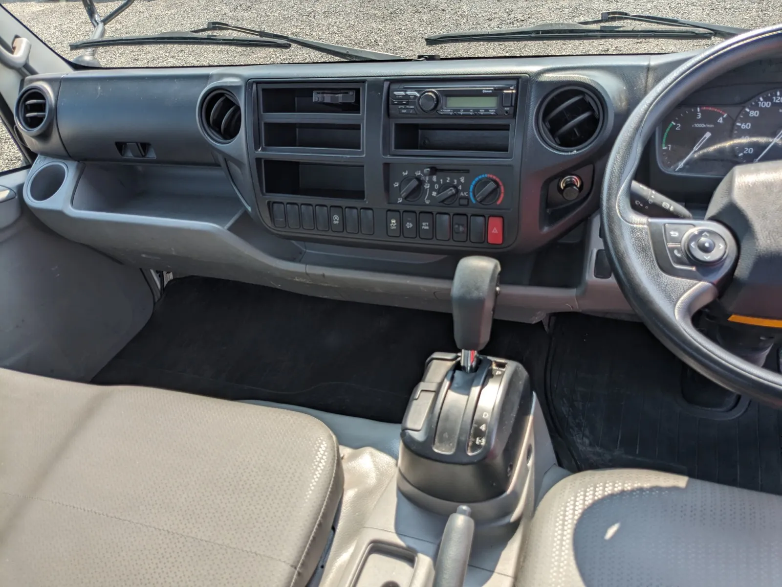 vehicle_image_20260724110846uMAw2s4xtK.webp