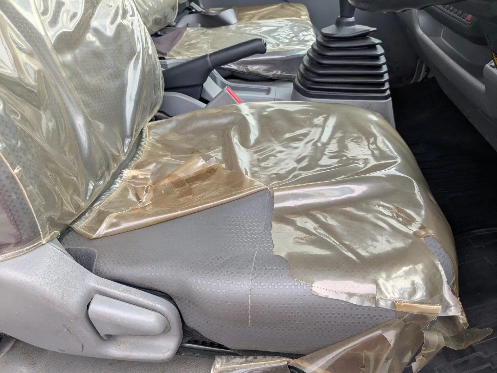 vehicle_image_20260619135347PBPHRBz33n.webp