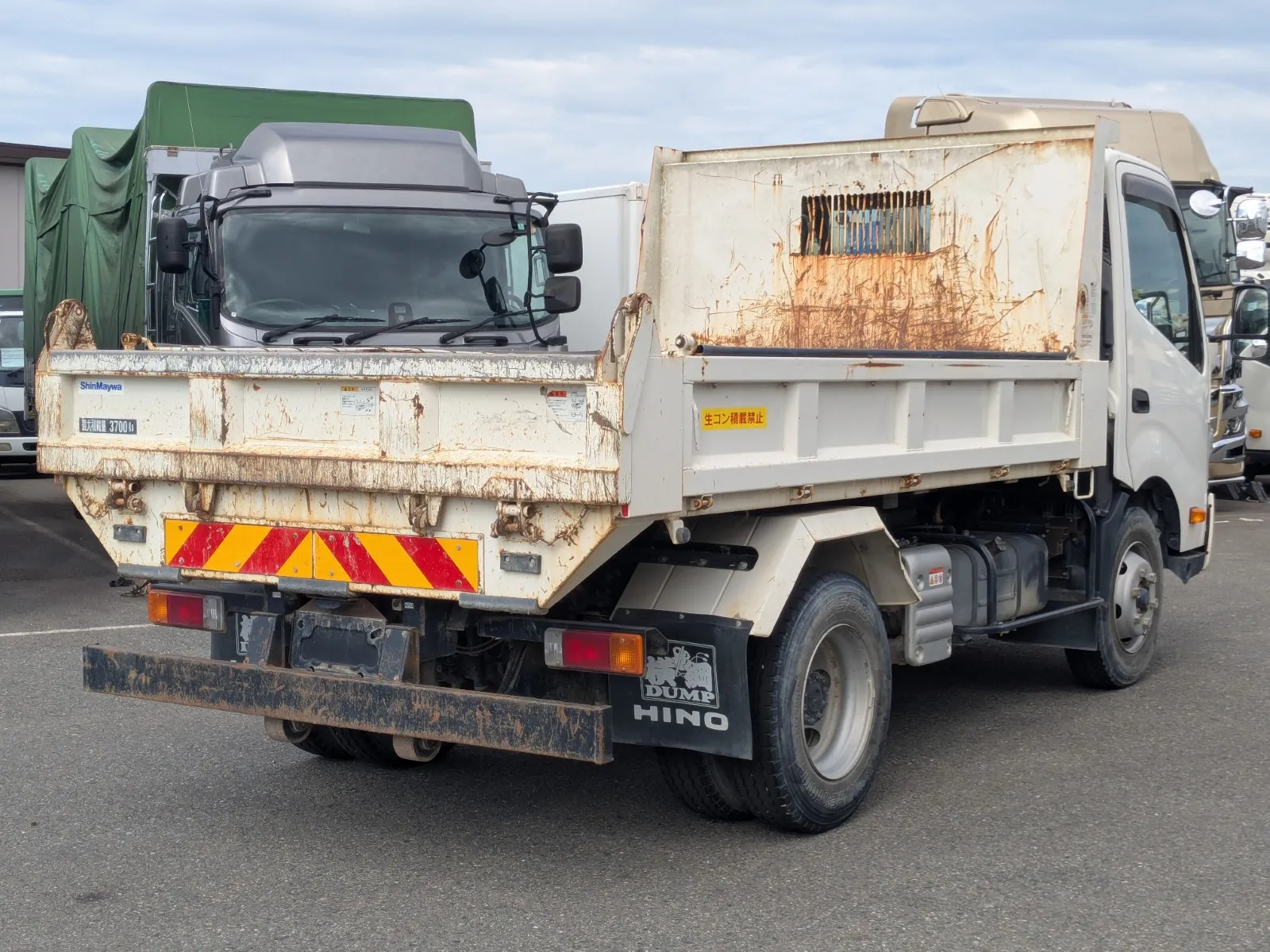 vehicle_image_202606161605423dqt6Vn6Ne.webp