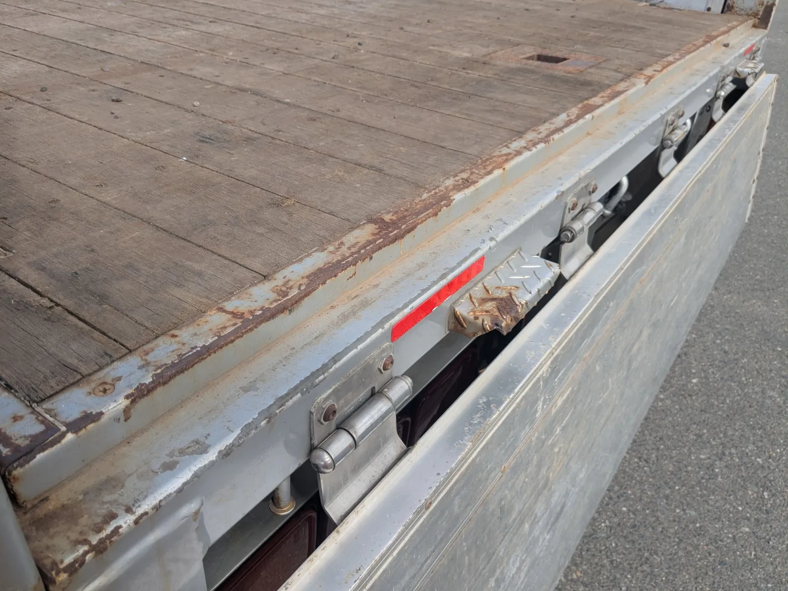 vehicle_image_20260619141456PcpuC2JmlT.webp