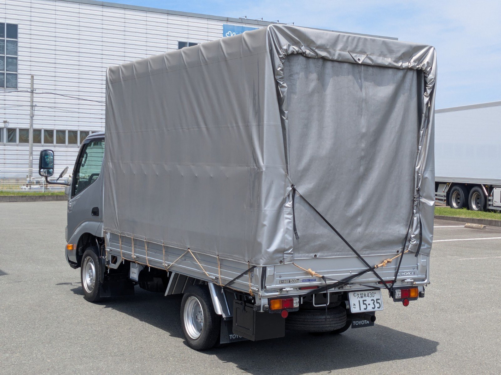 vehicle_image_2026061212004828AEZxDSGh.jpg