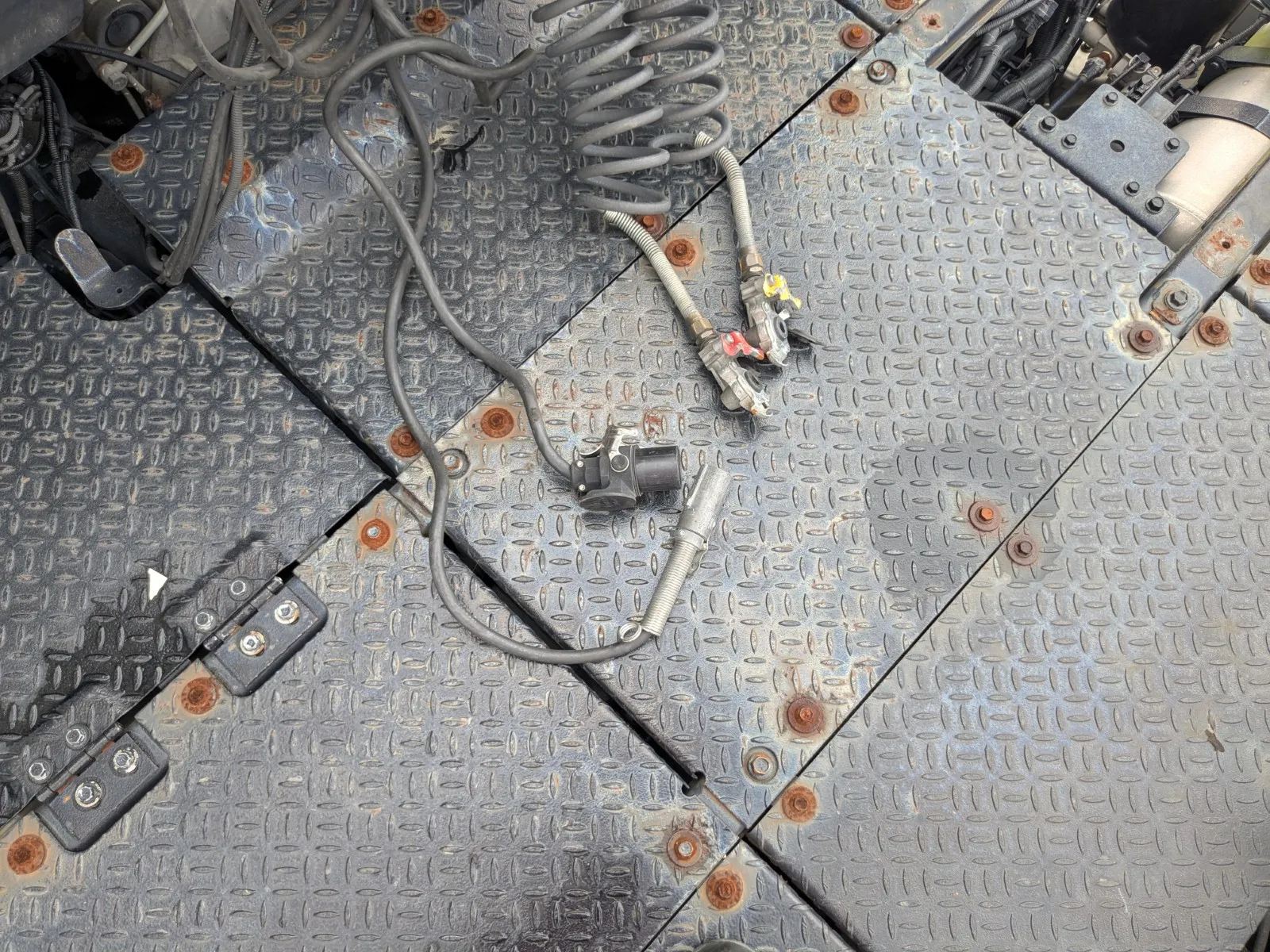 vehicle_image_20260706101217VdPOYzsFn6.webp