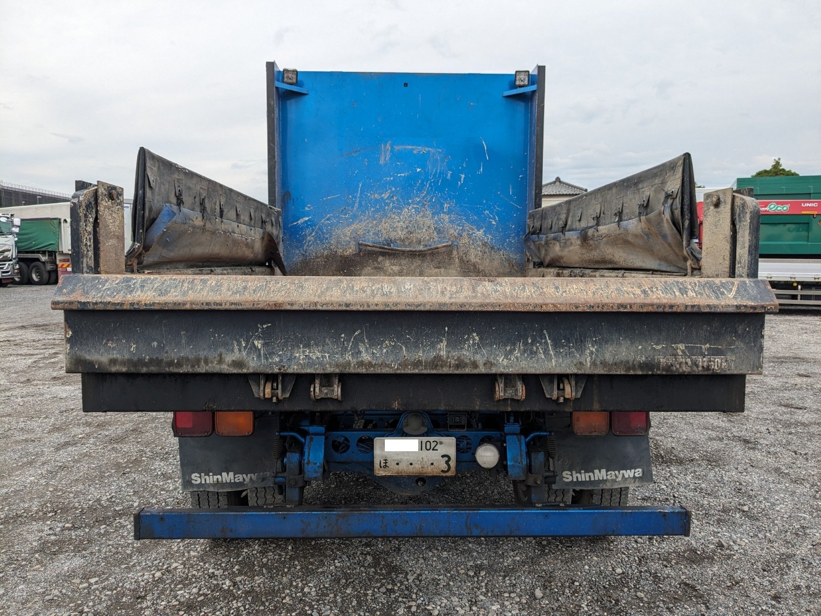 vehicle_image_202606121127040y0QzXpbPF.jpg