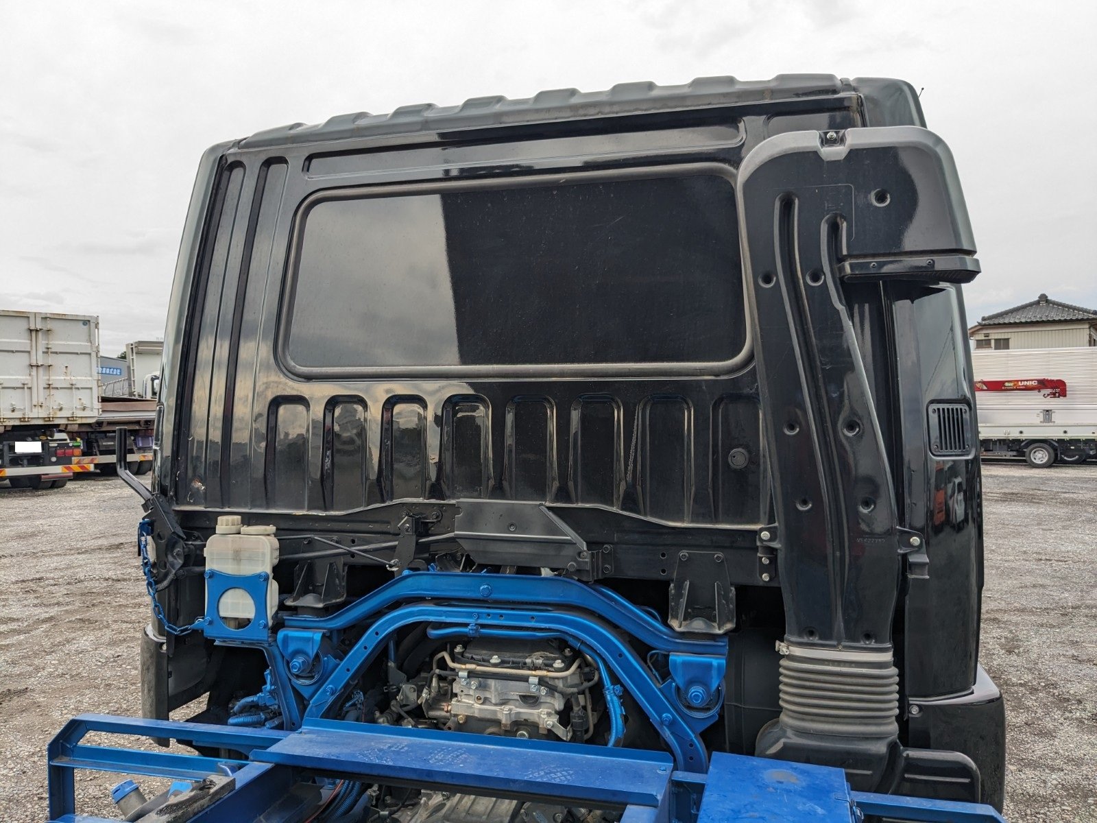 vehicle_image_20260612112704uzbendUkOO.jpg