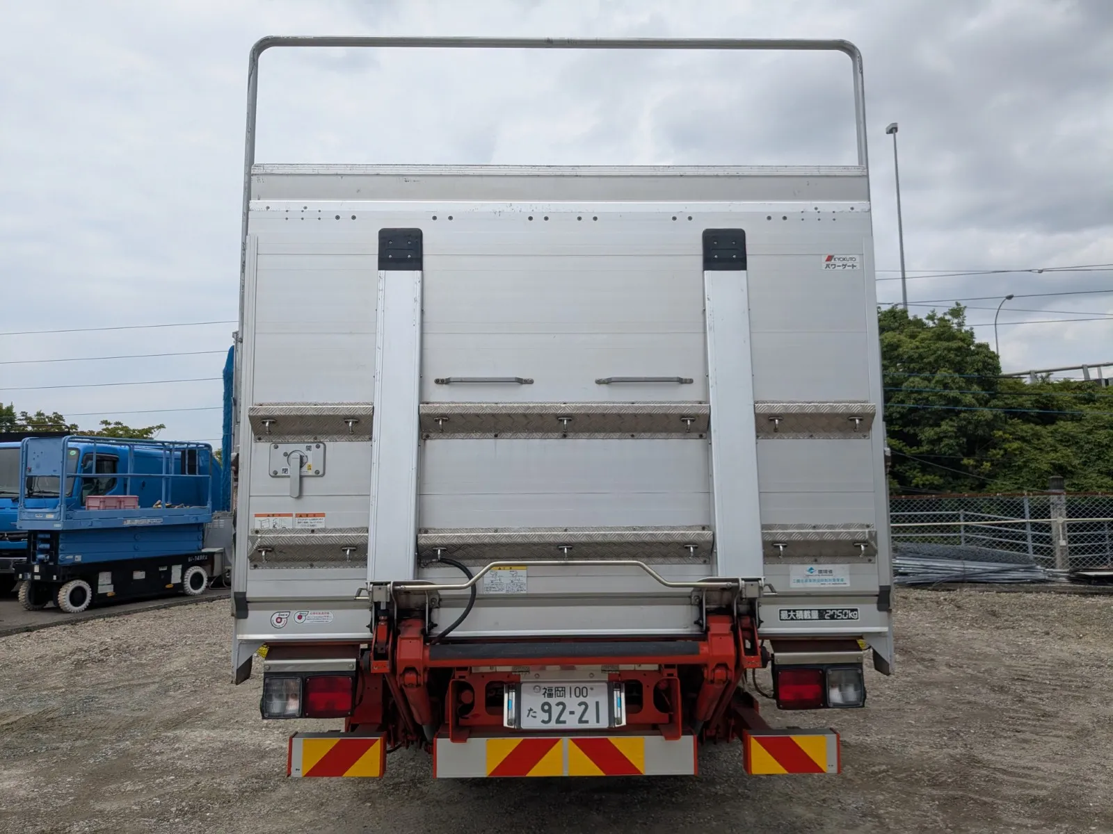 vehicle_image_20260704162534RtKhEJk7q6.webp