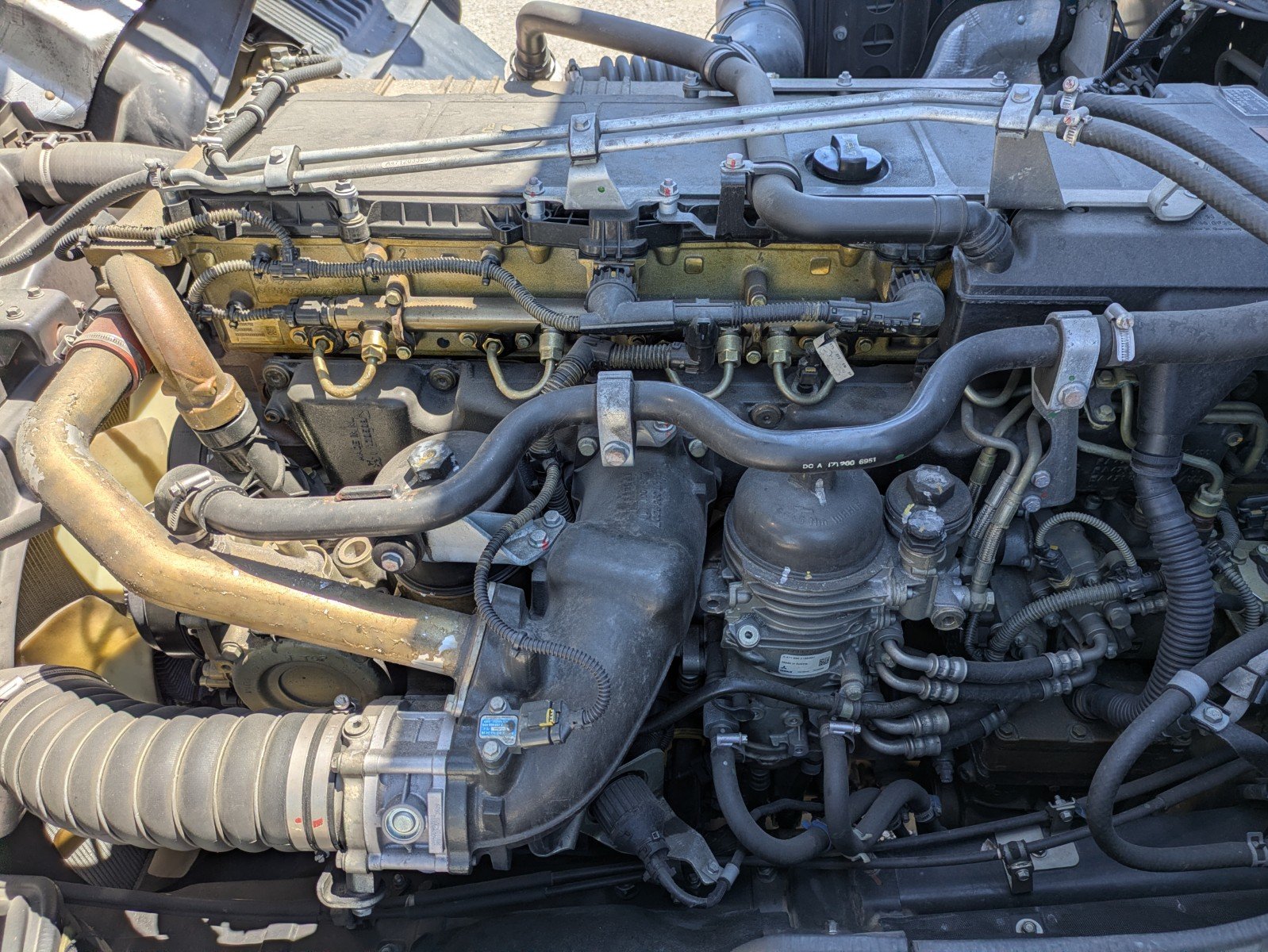 vehicle_image_20260612105644S3x4sRbfFr.jpg