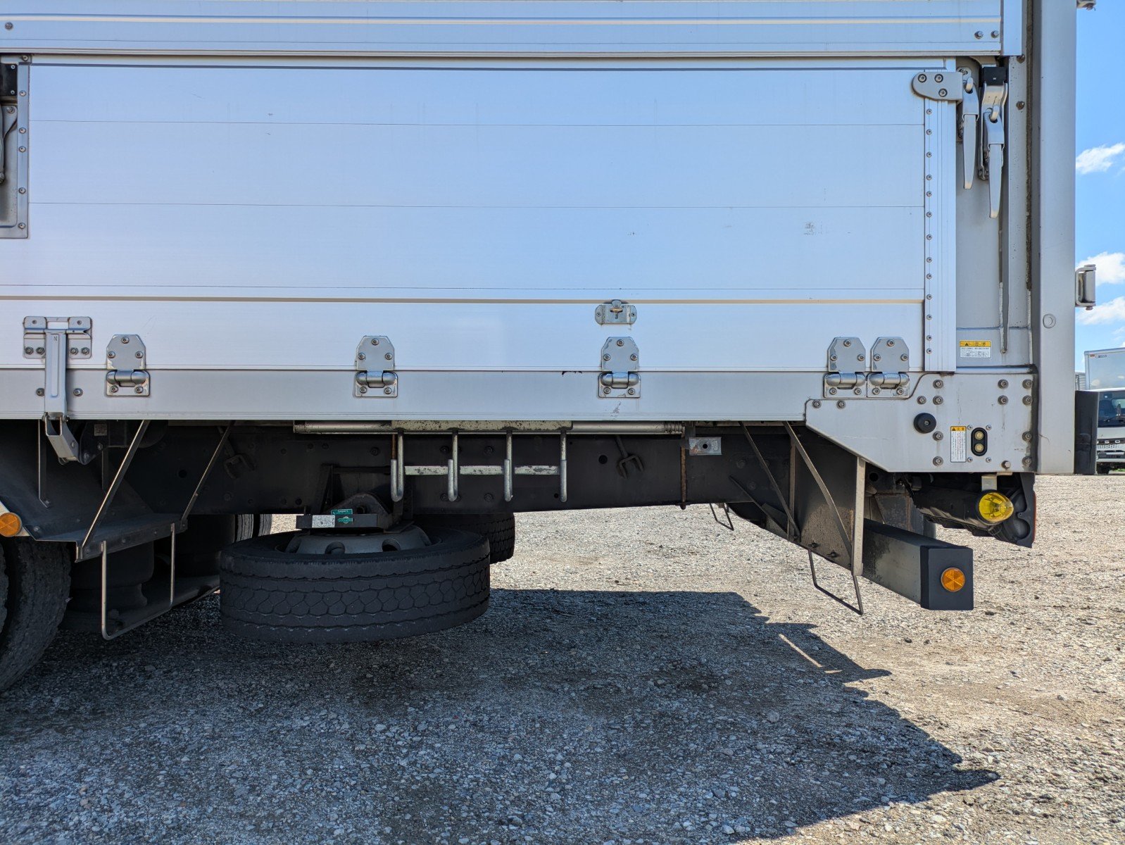 vehicle_image_20260612105644yCt7nnkhZM.jpg