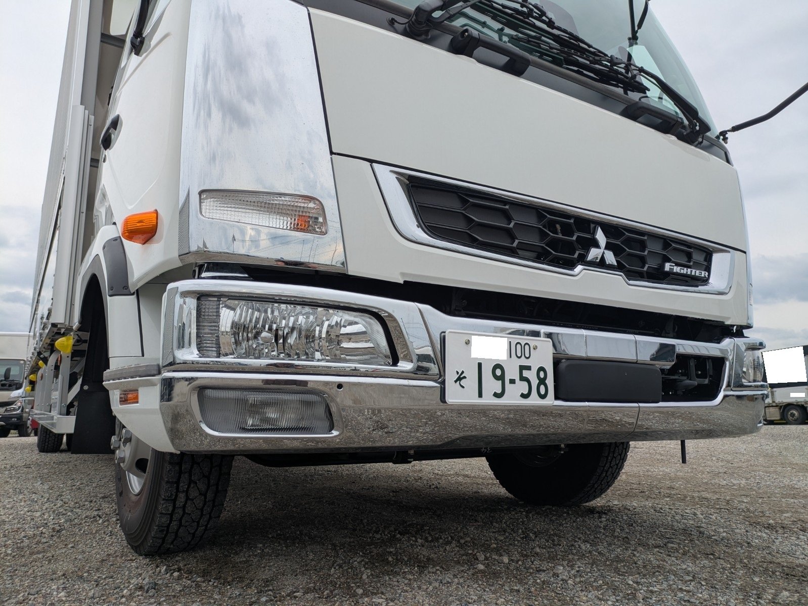 vehicle_image_20260606130750e7y9KJ4HaF.jpg