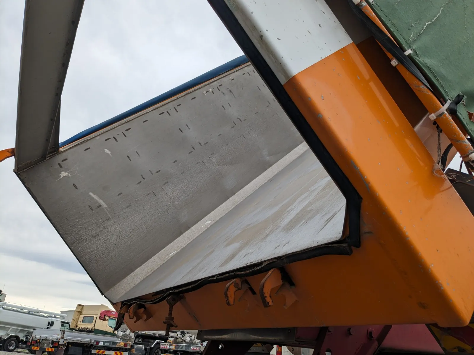 vehicle_image_20260629112435hfAhe5FvNG.webp