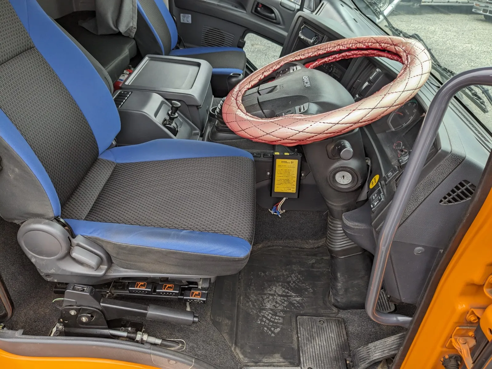 vehicle_image_202606291124464GCEE94751.webp
