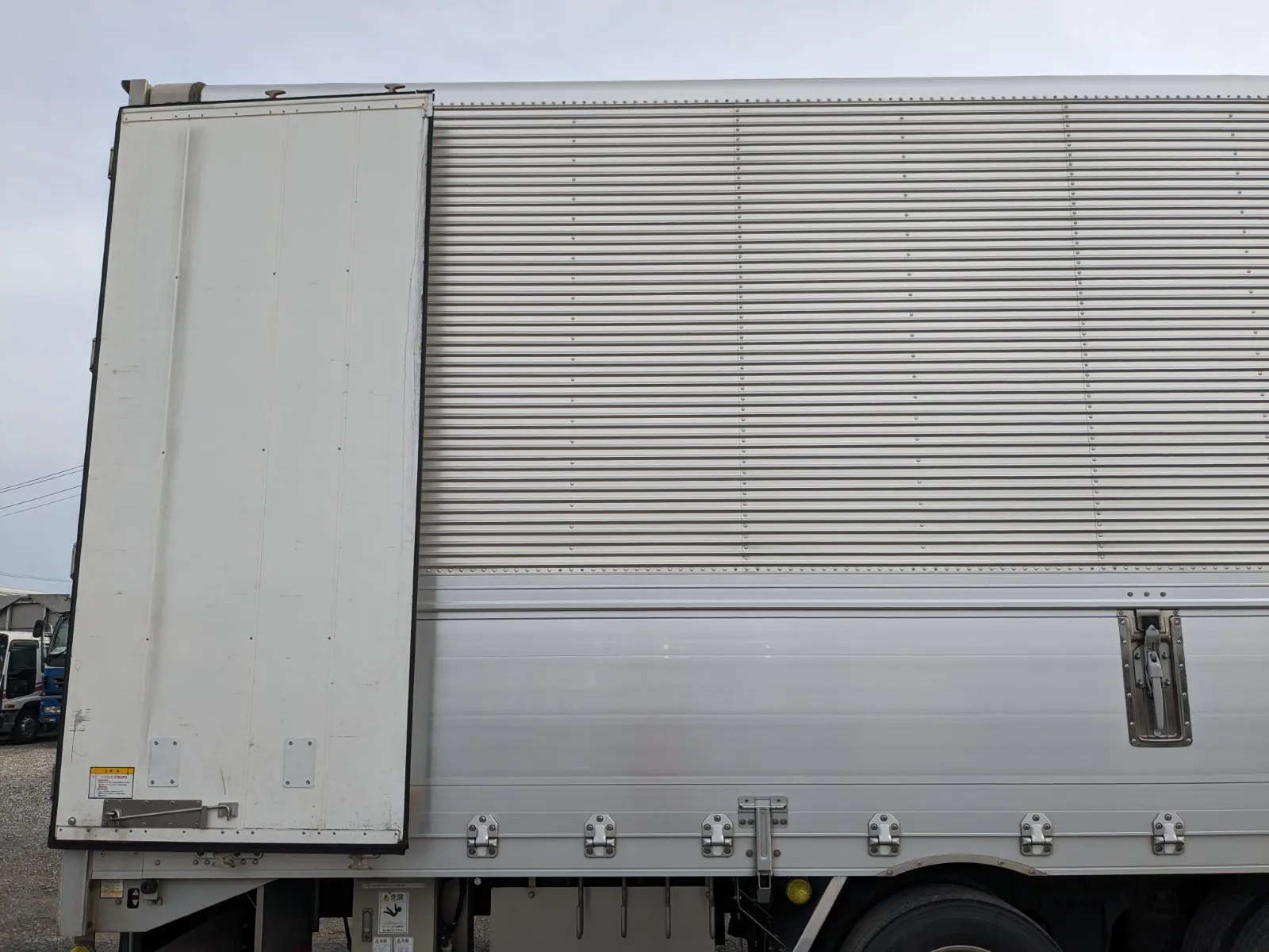 vehicle_image_202607020909498N0Jng0tol.webp