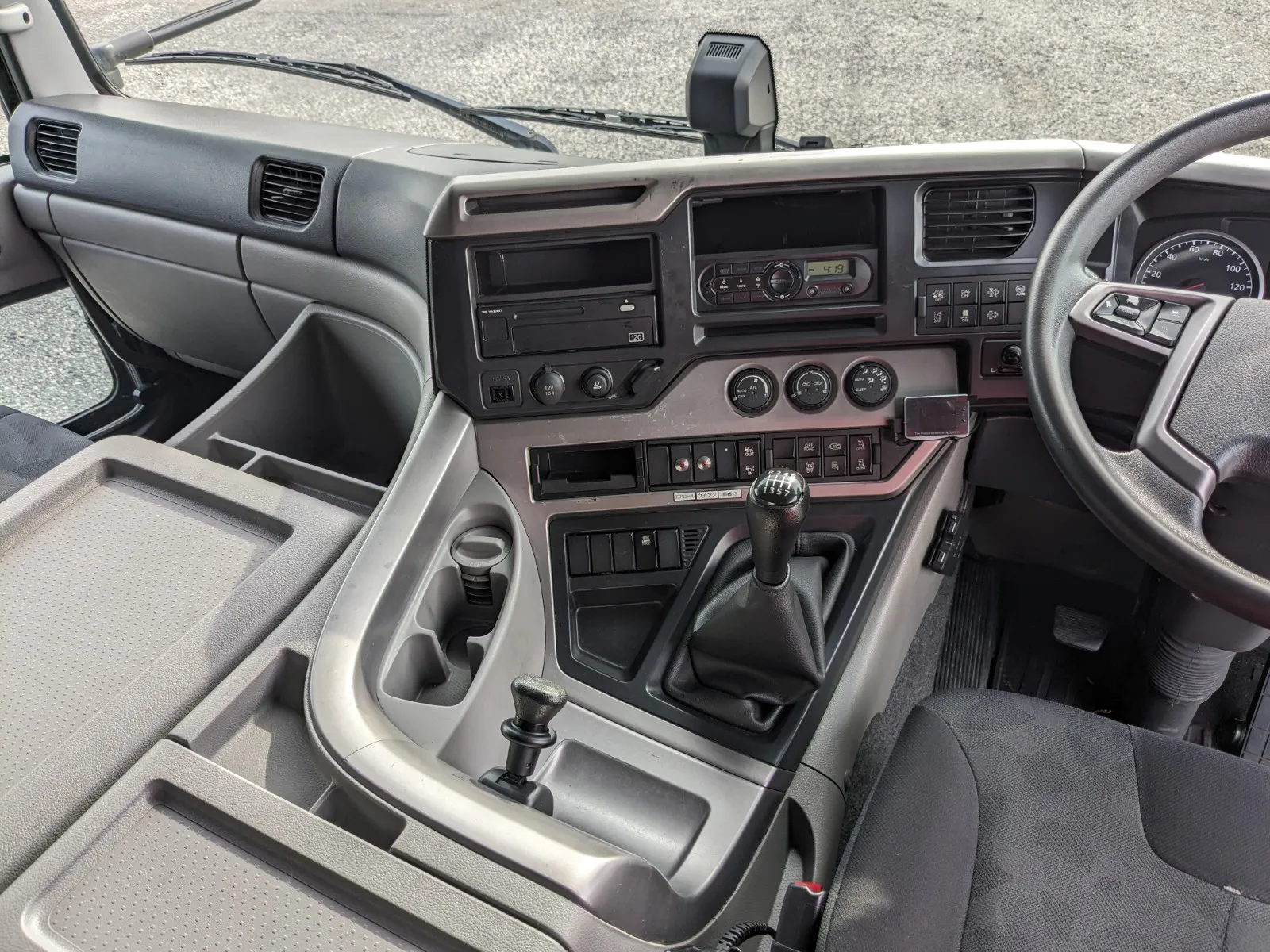 vehicle_image_20260702090954ekDOB9Ei7M.webp