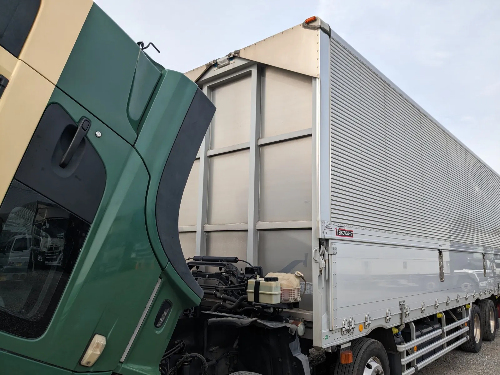 vehicle_image_202607020909560OKoCqMjJT.webp