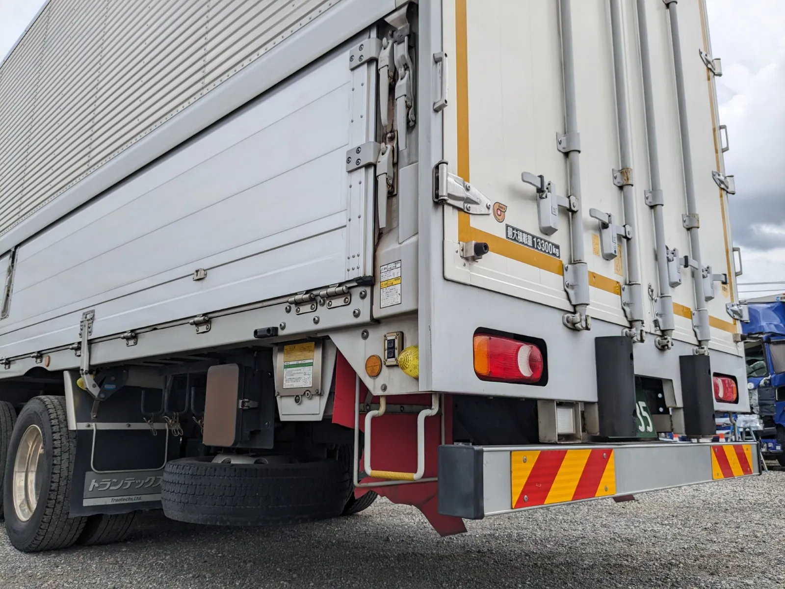 vehicle_image_20260629110650FW0xHm5fta.webp
