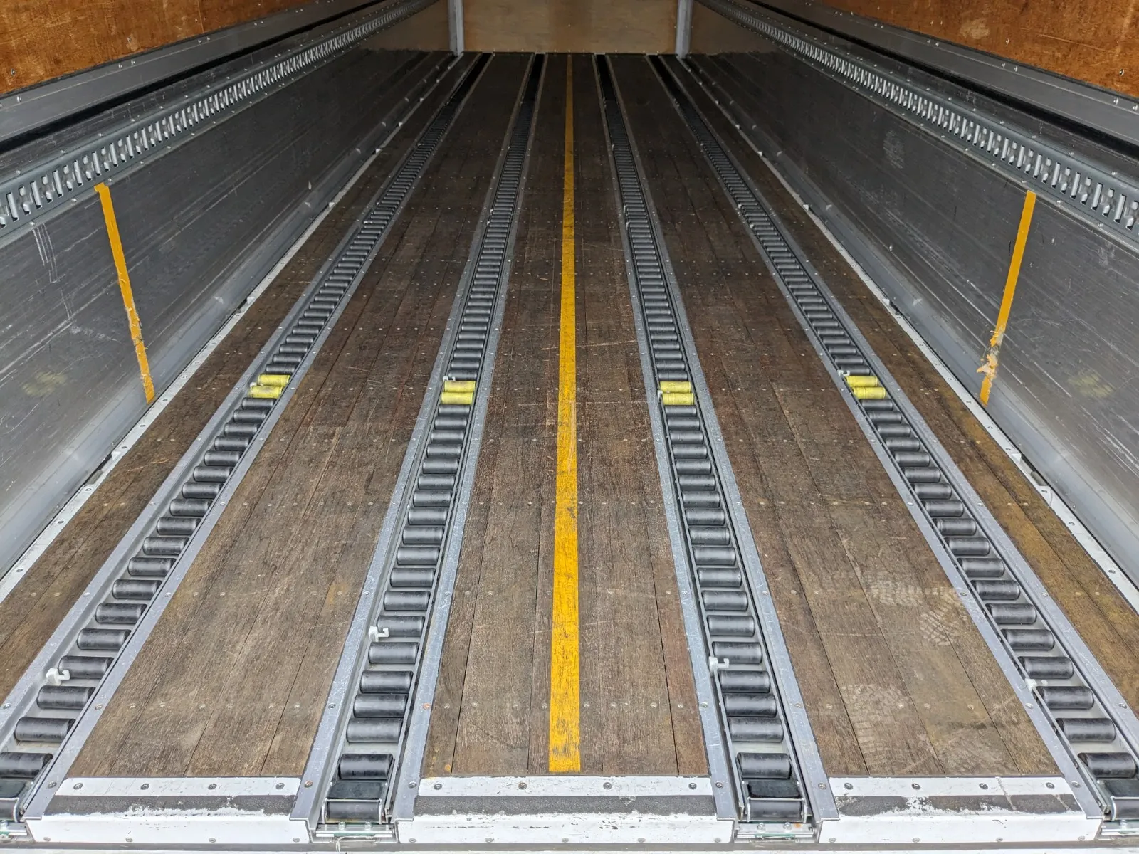 vehicle_image_20260629110653RzHNzi64lR.webp