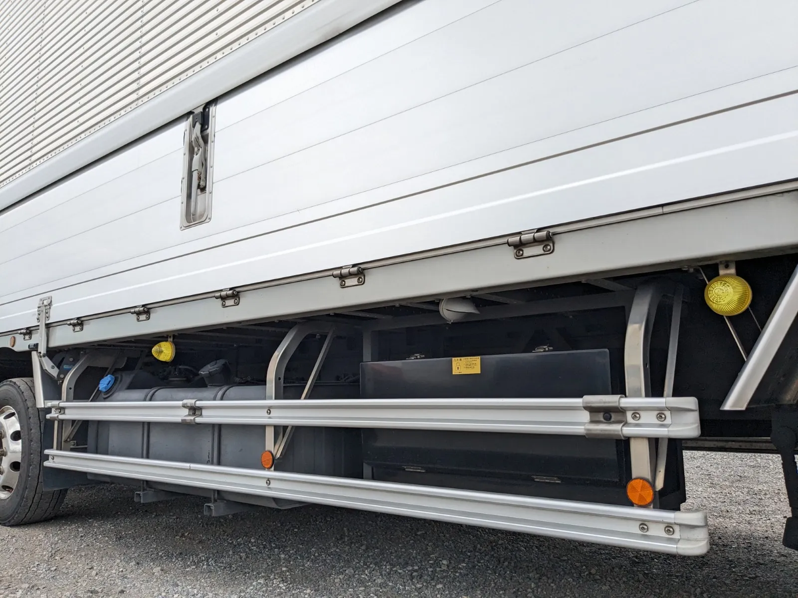 vehicle_image_20260629110659G1zBvFu1AN.webp