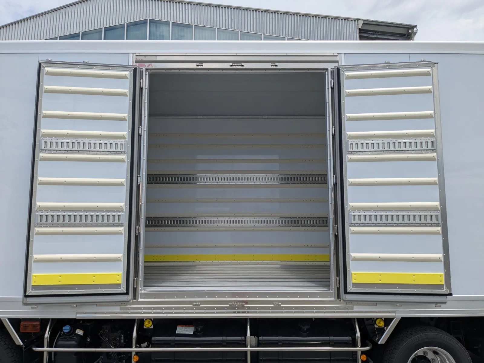 vehicle_image_202606190958152speThHBTn.webp