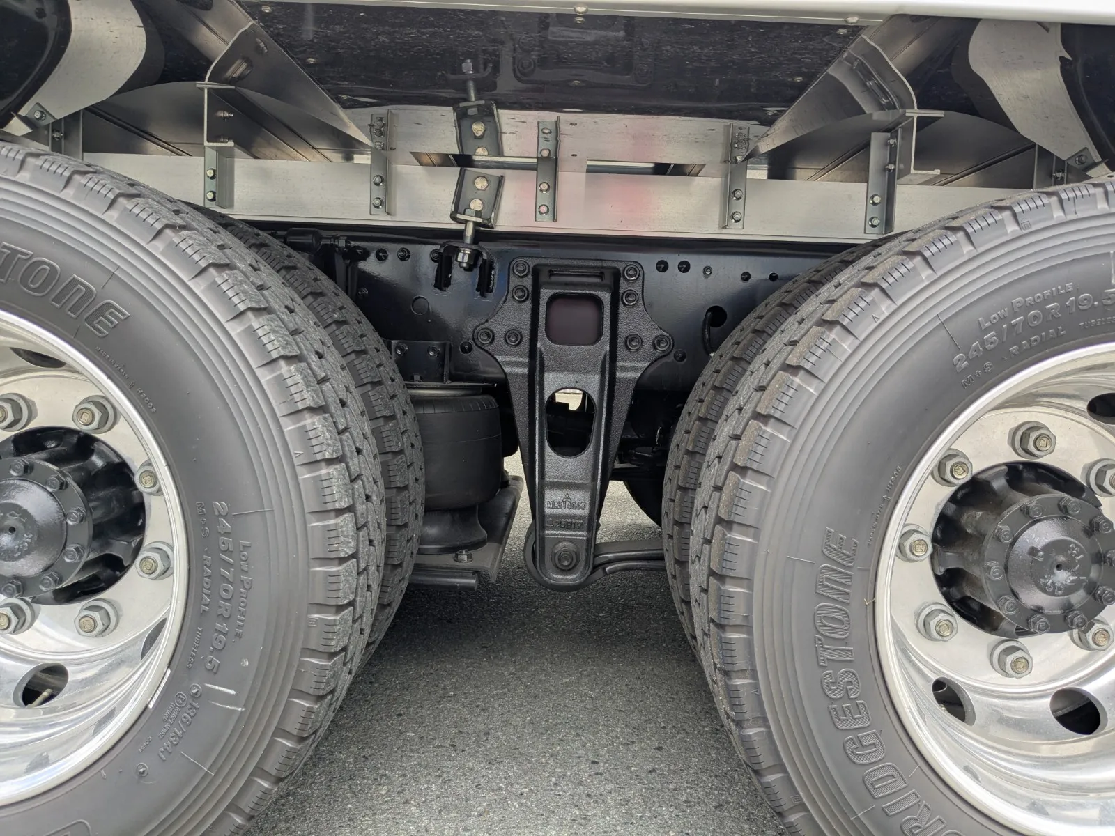 vehicle_image_20260619095815tW9ZJlDdCp.webp
