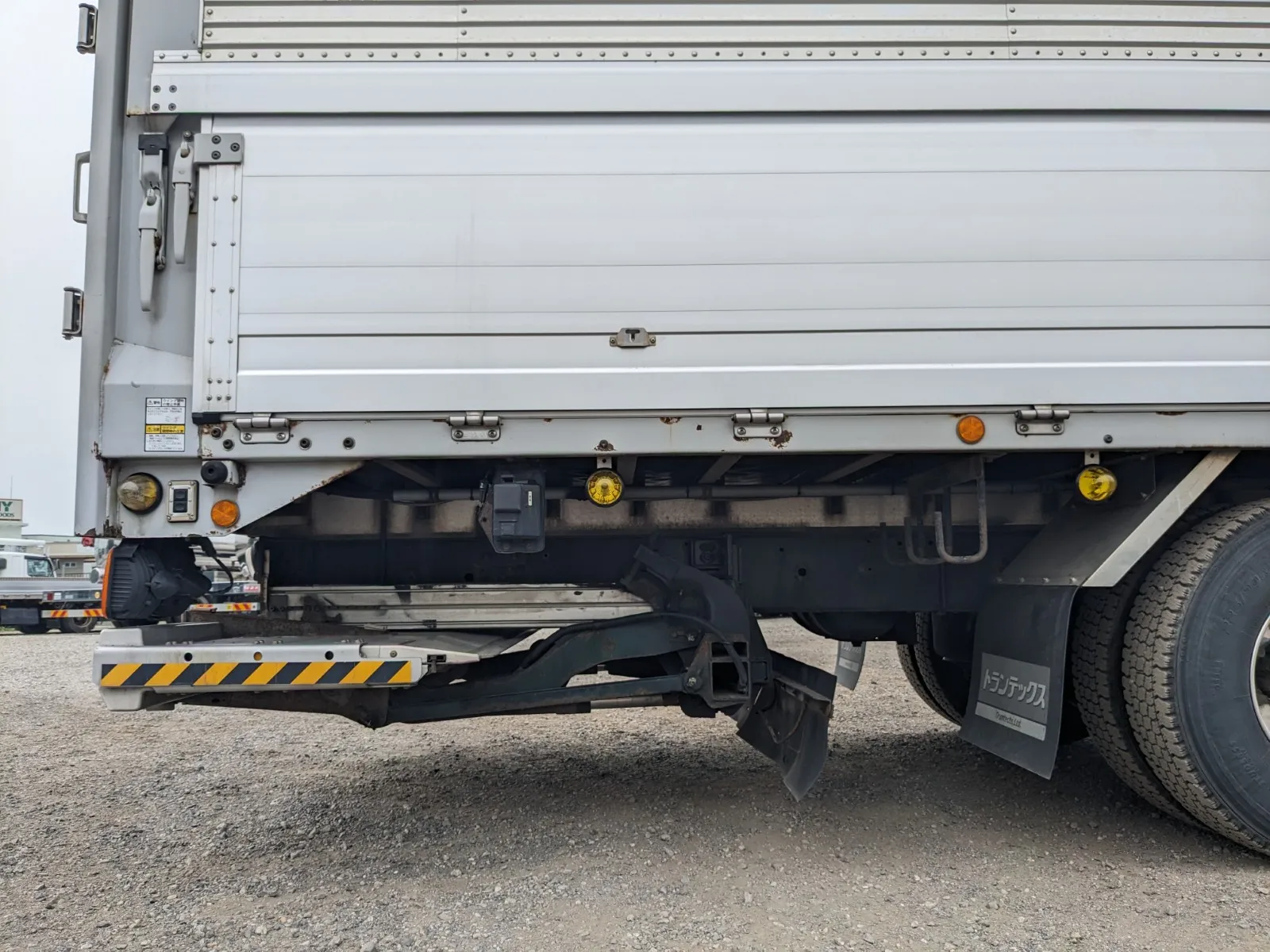 vehicle_image_20260703091740VYHZh422Ya.webp