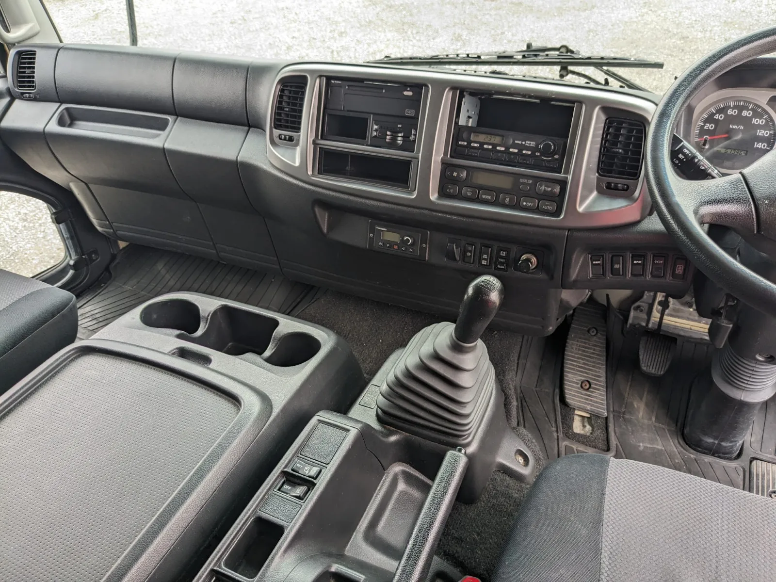 vehicle_image_20260703091745P8spG3a07q.webp