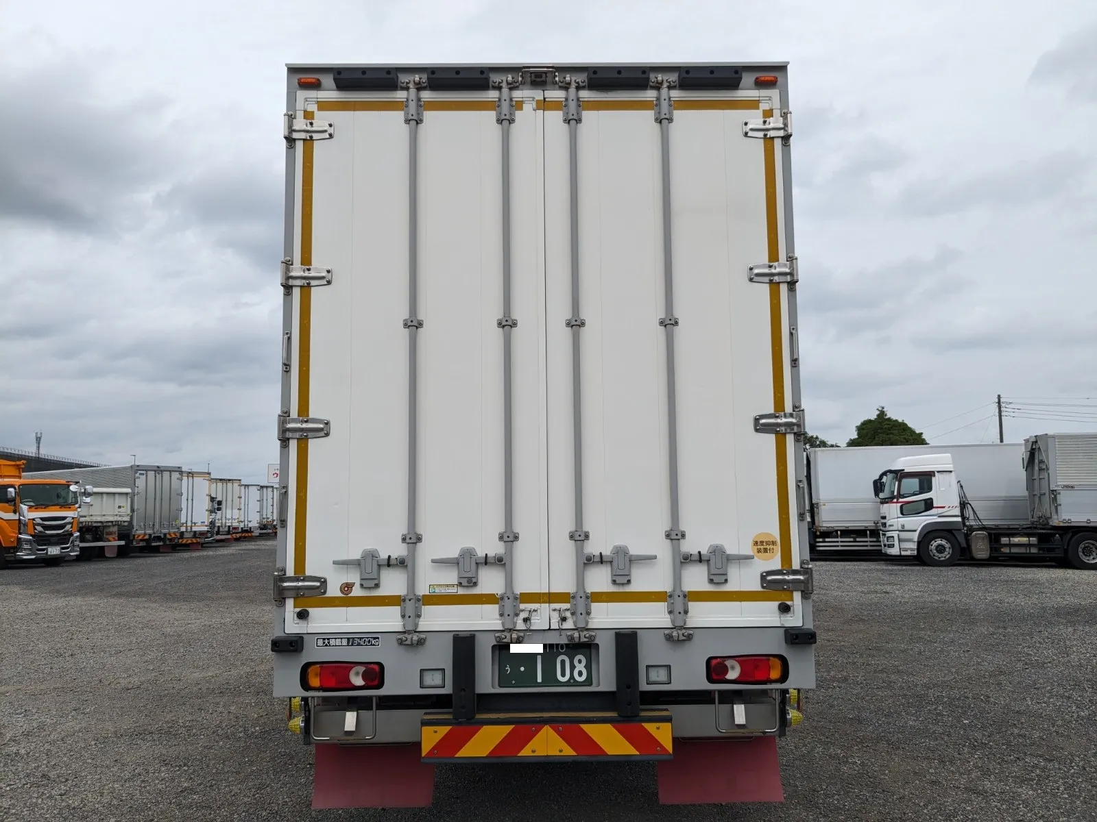 vehicle_image_20260630131909BiFqxPtEkm.webp