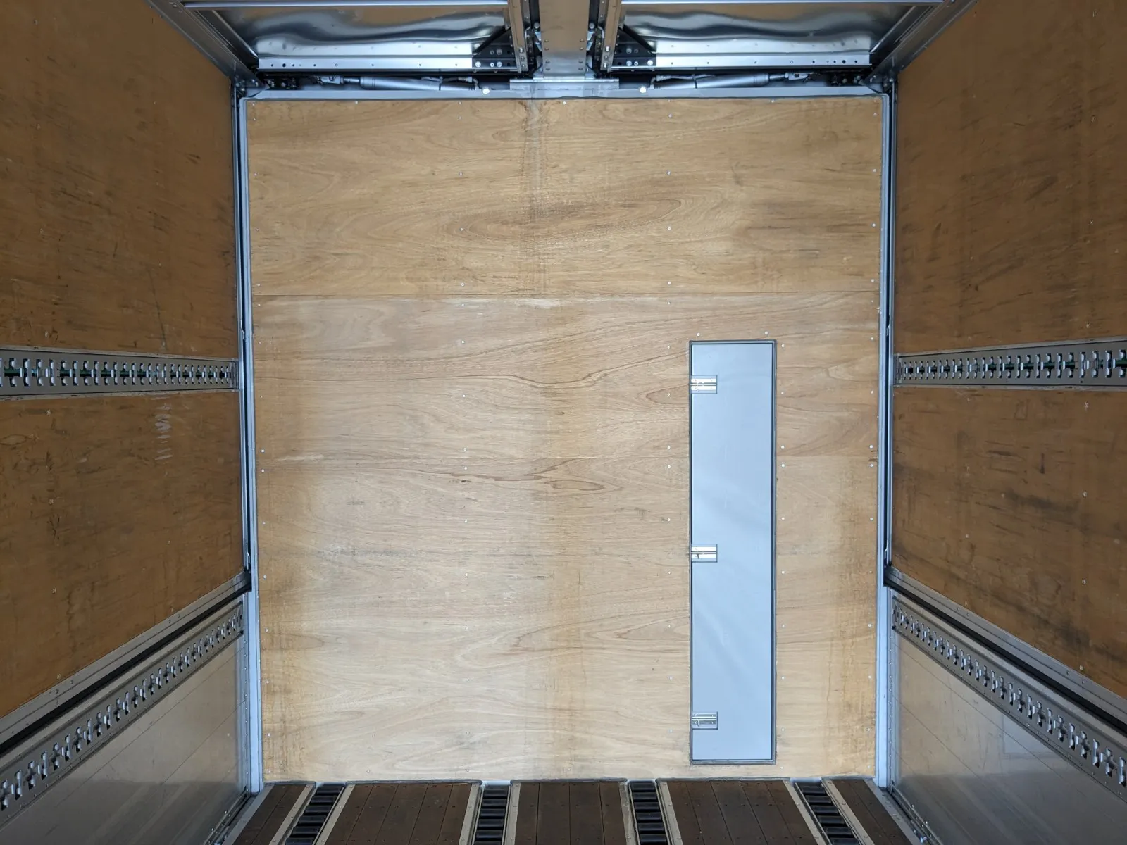 vehicle_image_202606301319121n805sw0Hy.webp
