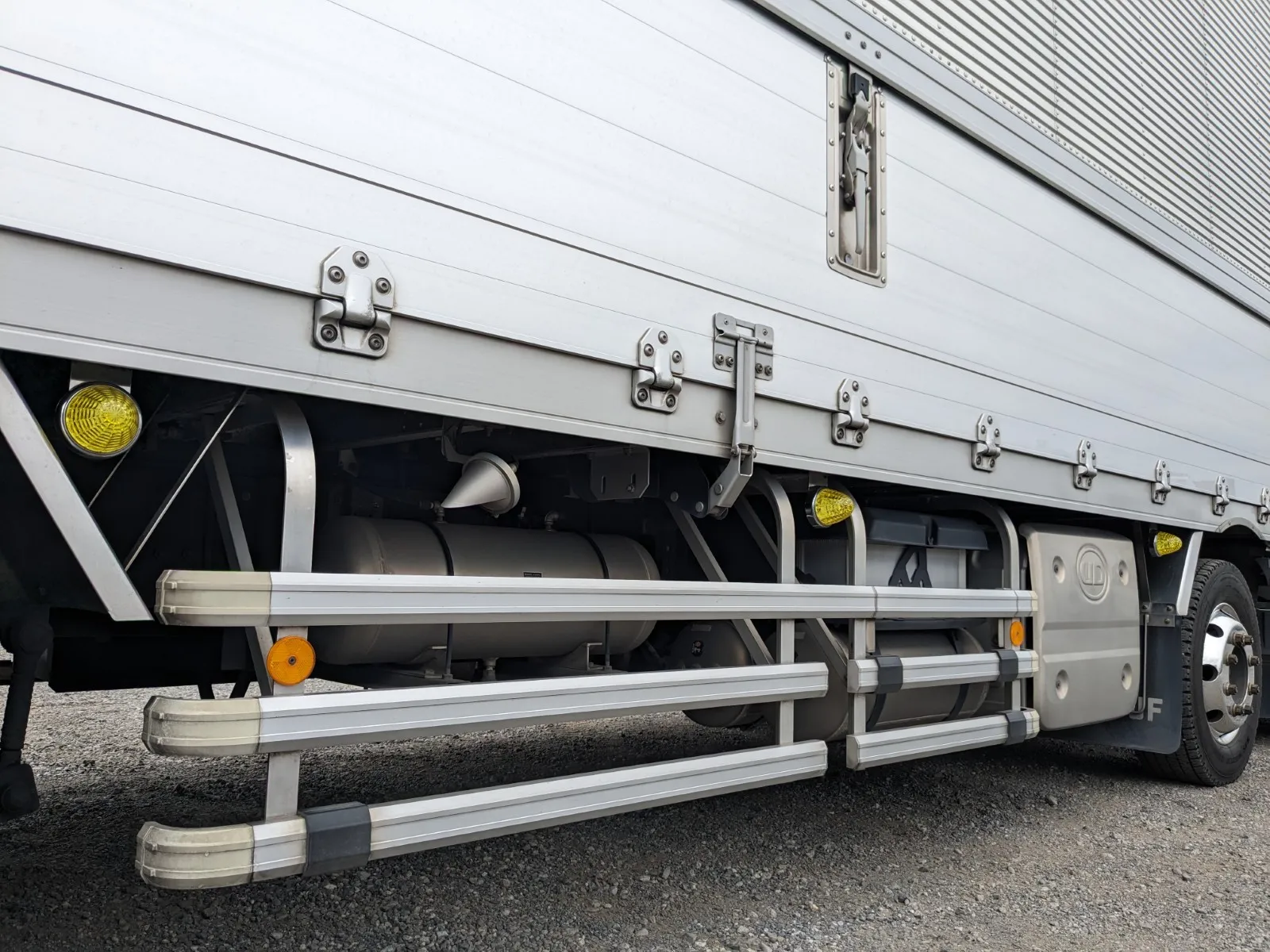 vehicle_image_202606301319206zIjXNBguT.webp