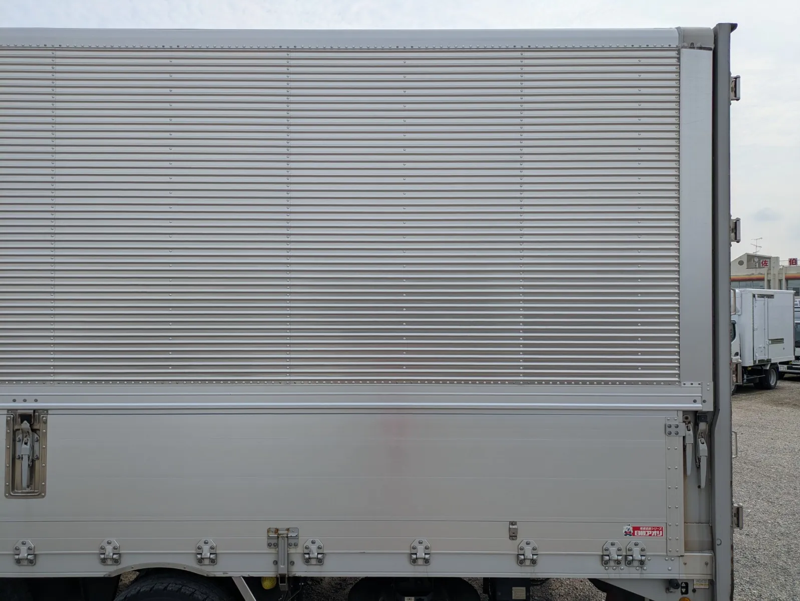 vehicle_image_20260701094642eDzDLgX3mH.webp