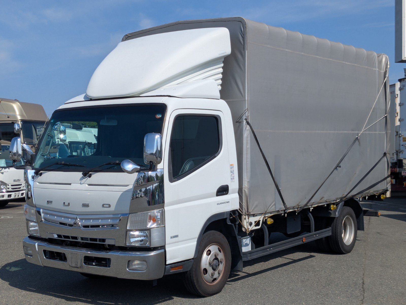 vehicle_image_20260606142432UsCXdQtAzs.jpg