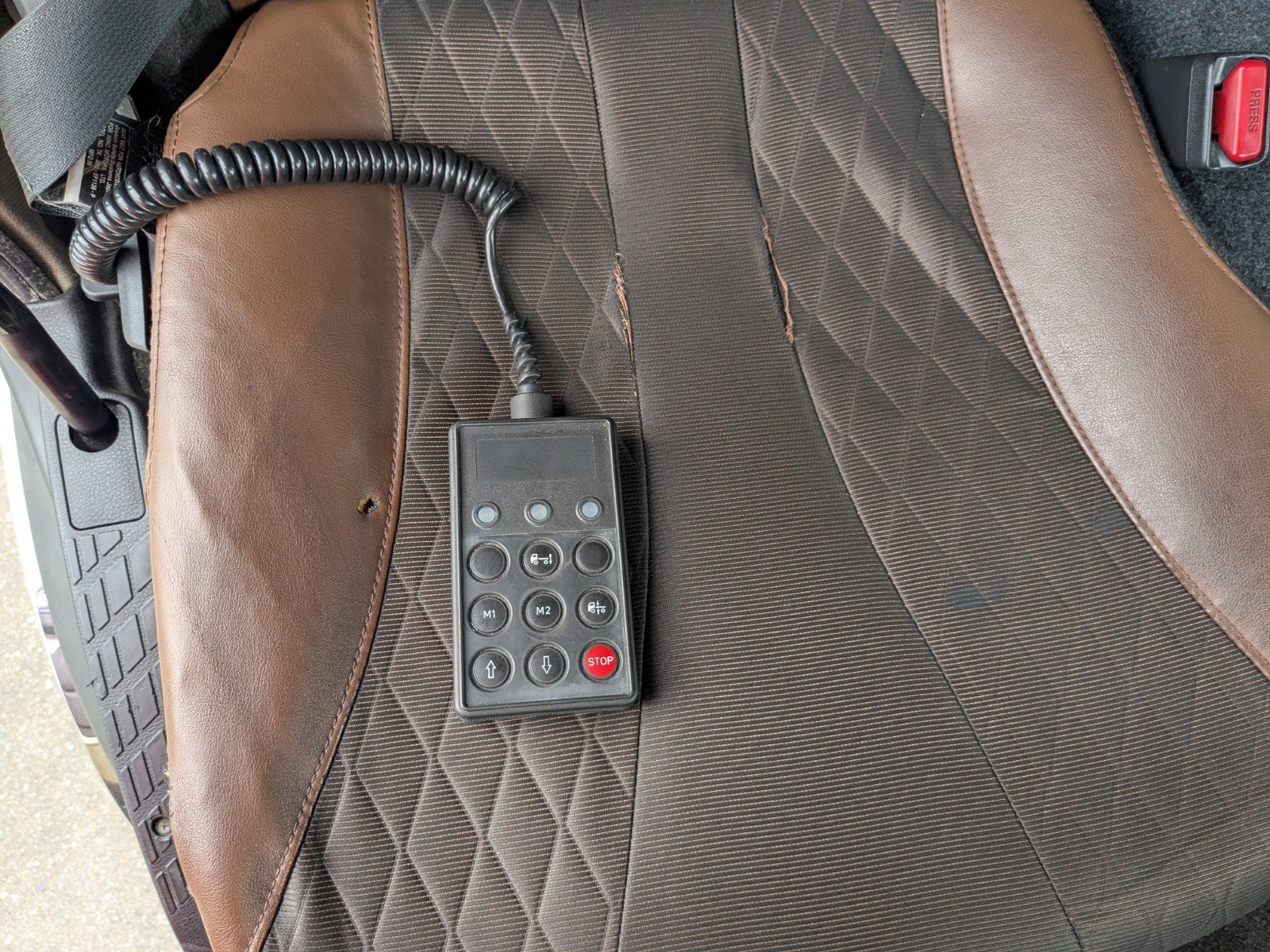 vehicle_image_202606061510335LkNukBtXW.jpg