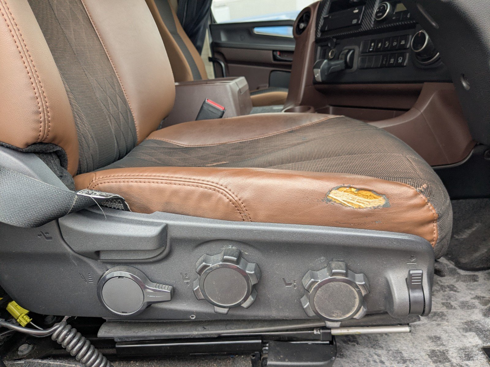 vehicle_image_20260606151033uVfj987GAv.jpg