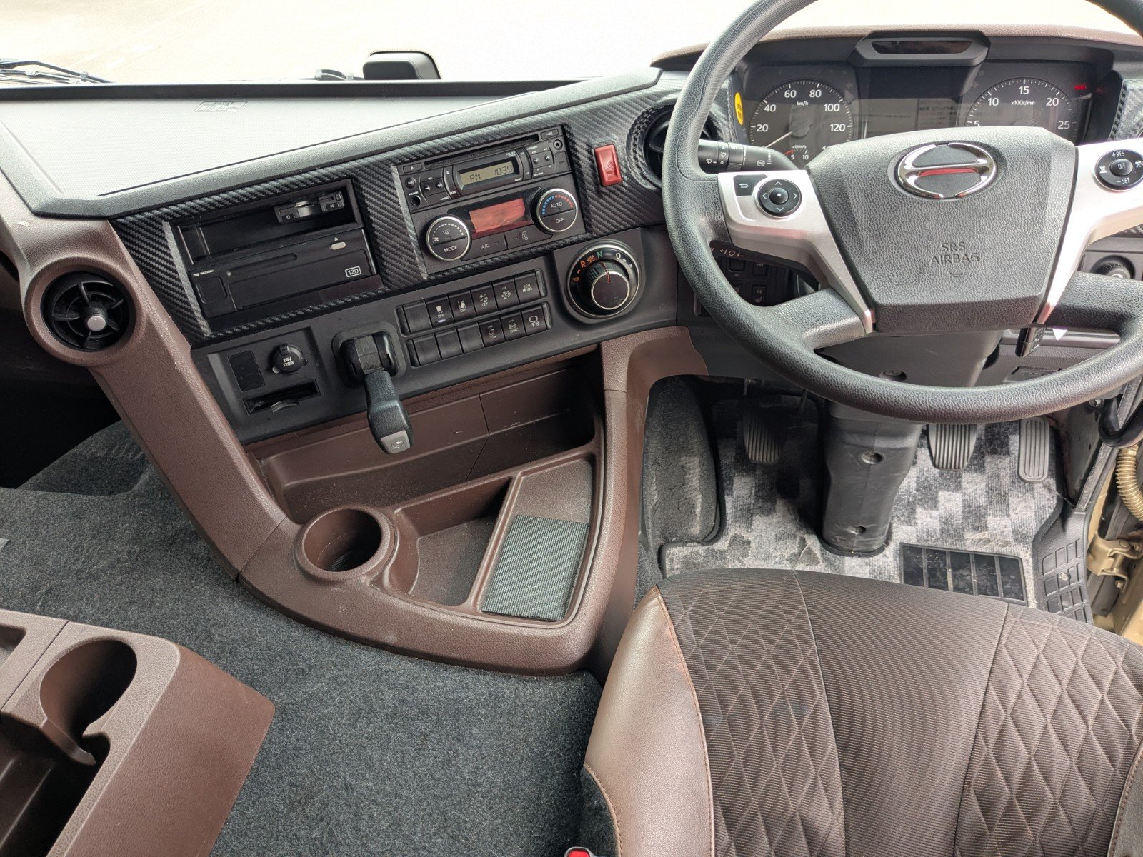 vehicle_image_20260606151033yf0rxOWGTy.jpg