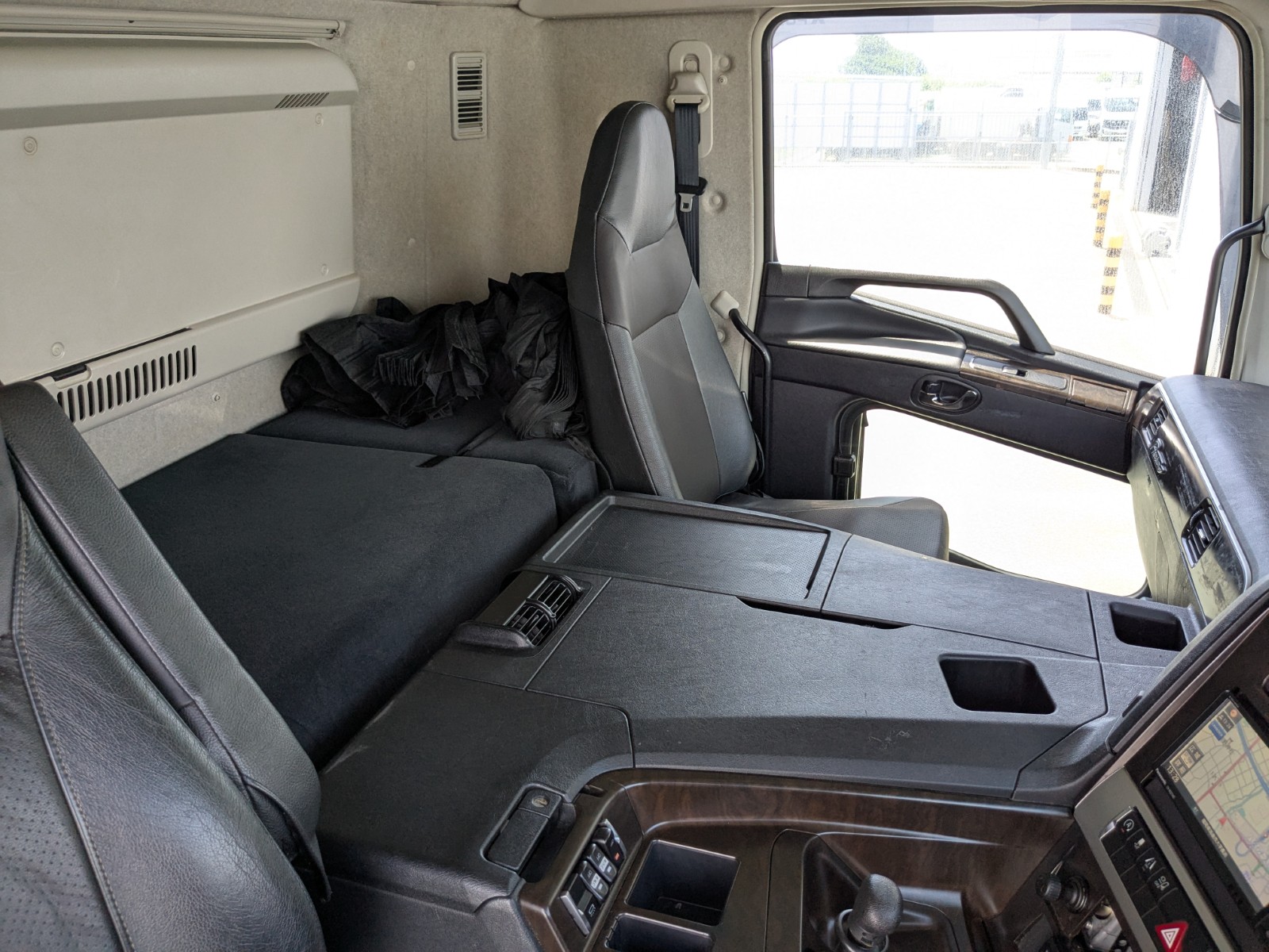 vehicle_image_20260714114816zdpPzl6m3d.jpeg